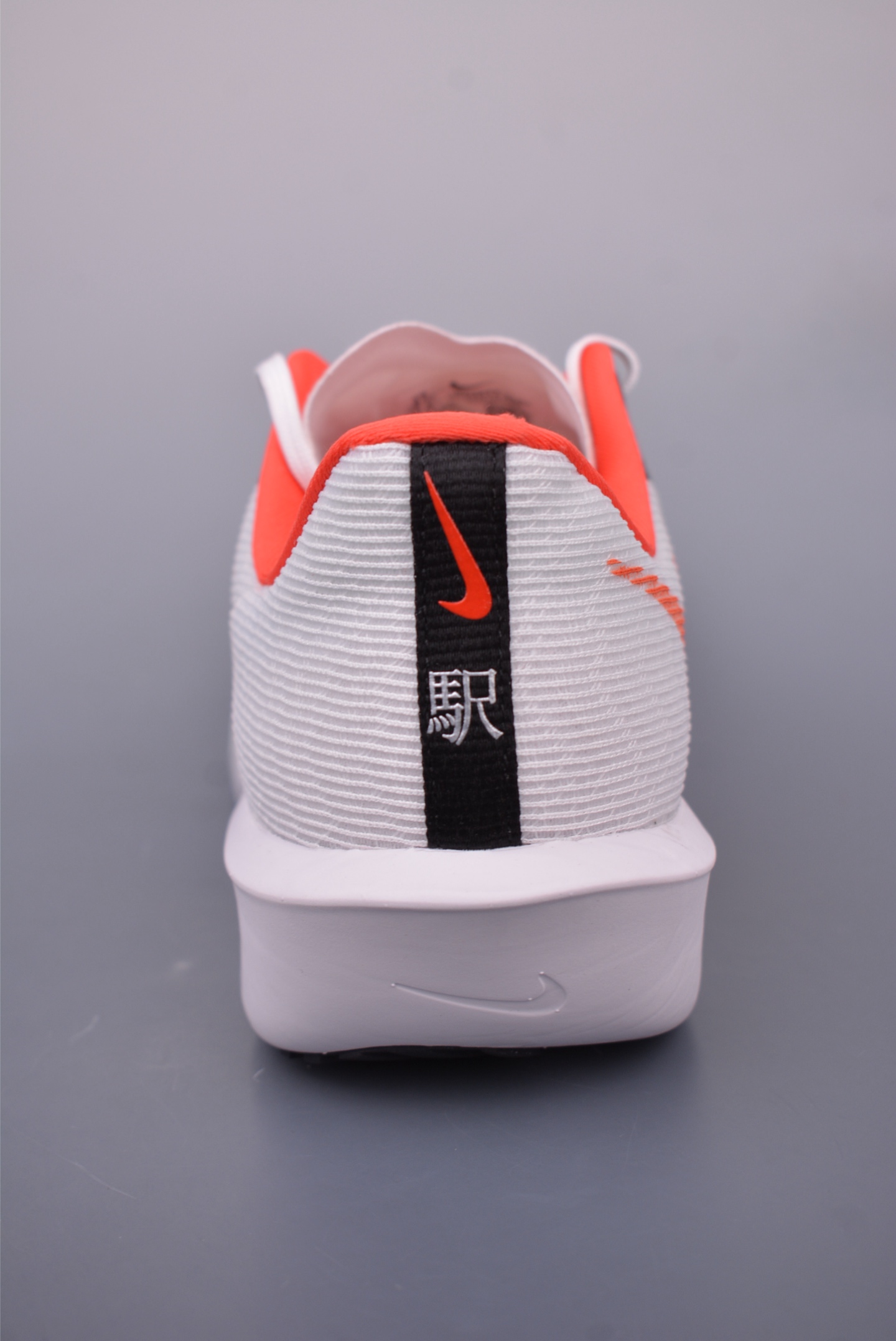 180 NIKE Zoom Rival Fly 4 耐克超弹轻盈跑步鞋 HQ3512-100
