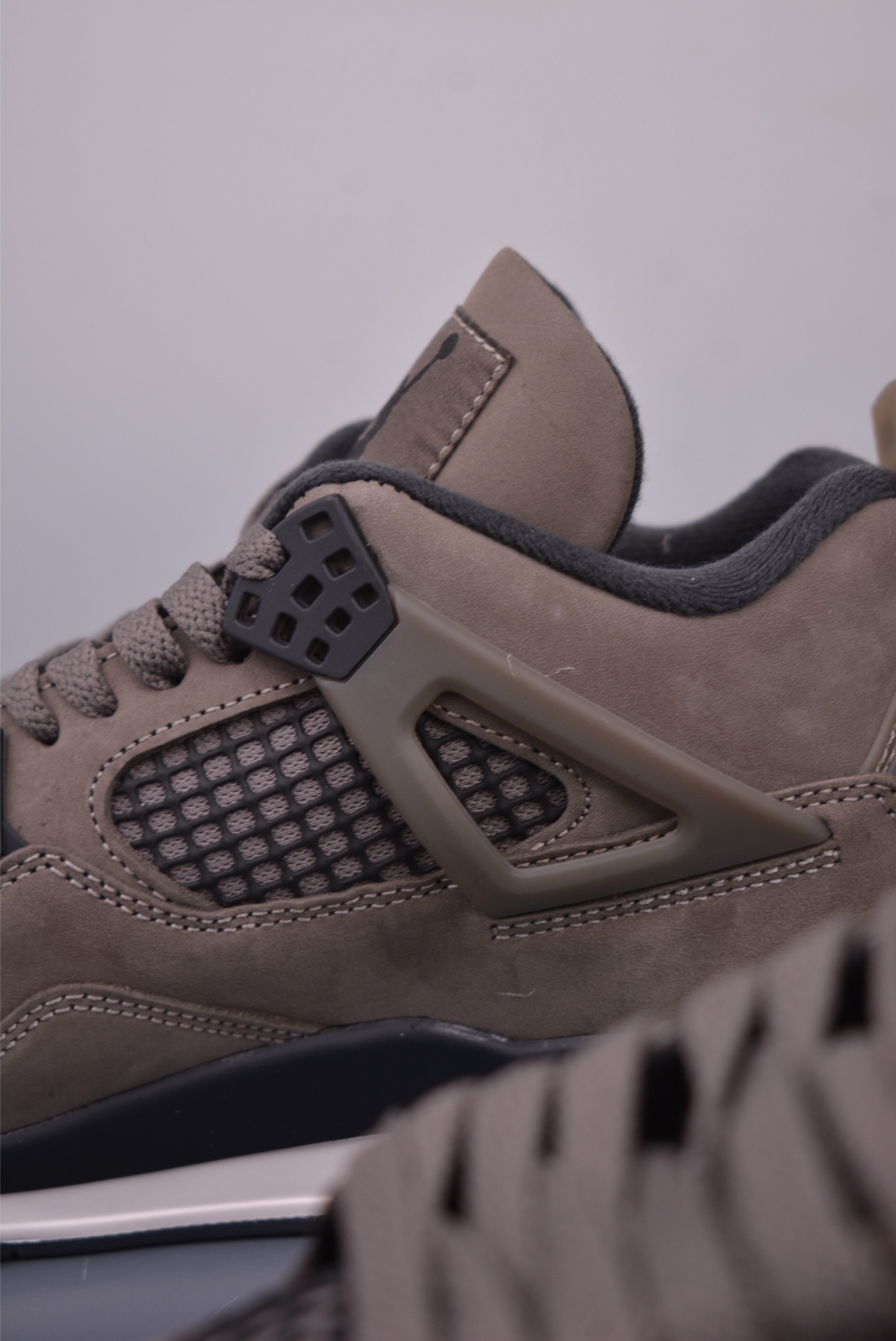 360 Air Jordan 4 Retro 乔丹四代“Cave Stone” 复刻黑棕 FV5029-200