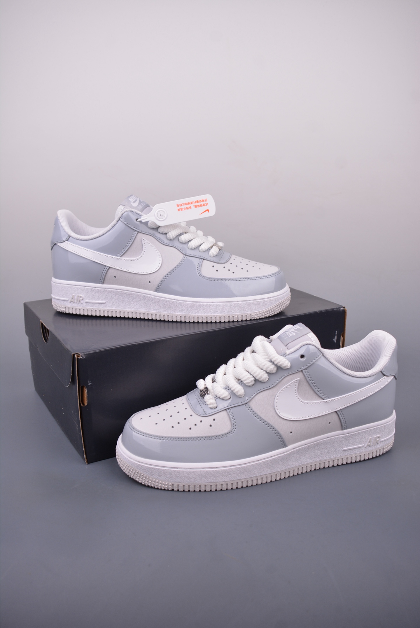 180 Nike Air Force 1 Low 灰白漆皮 HV9405-001