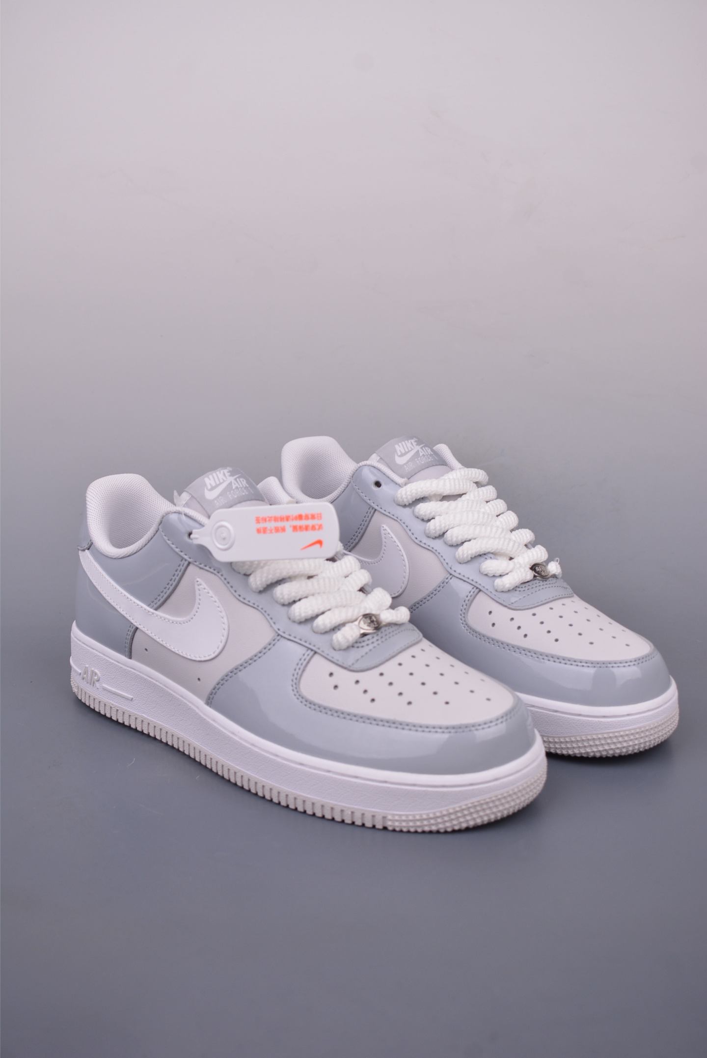 180 Nike Air Force 1 Low 灰白漆皮 HV9405-001