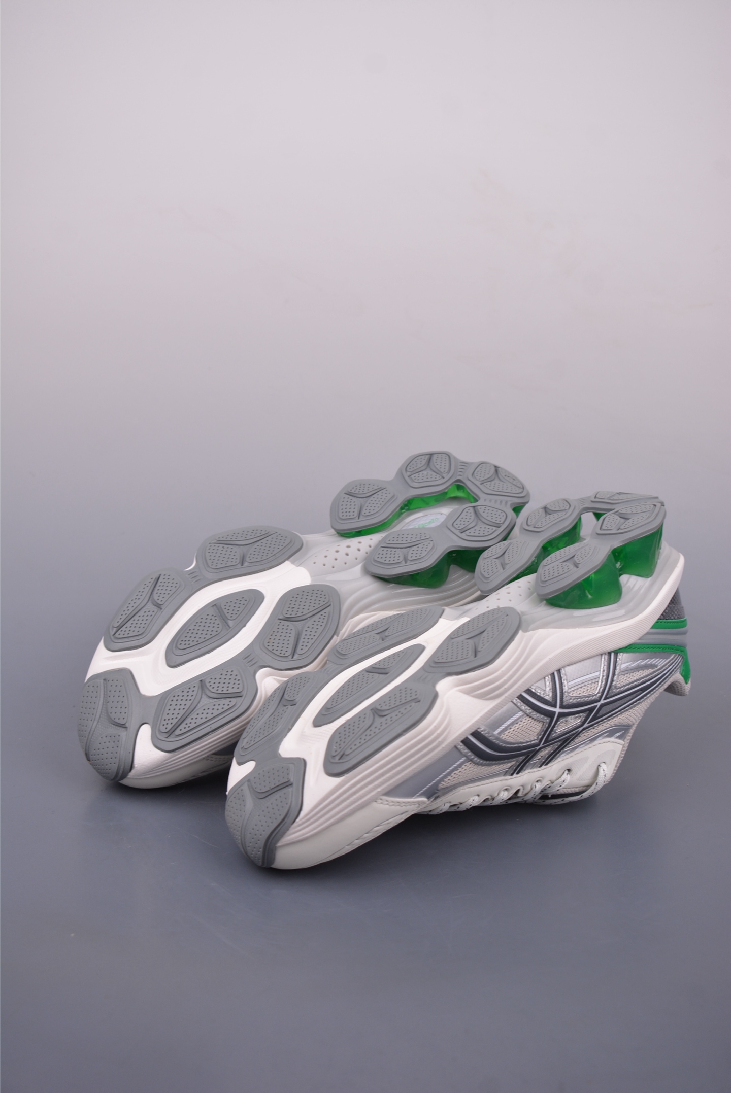 Asics Gel-Kinetic Fluent Running Shoes - Breathable, Comfortable, and Stylish 3 i1746748768612 3844 0 2