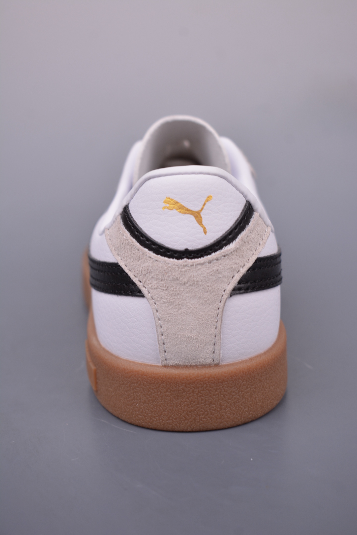PUMA Club Li Era Lightweight Anti-Slip Low-Top Sneakers - Perfect Details 4 i1746749243045 4764 0 3
