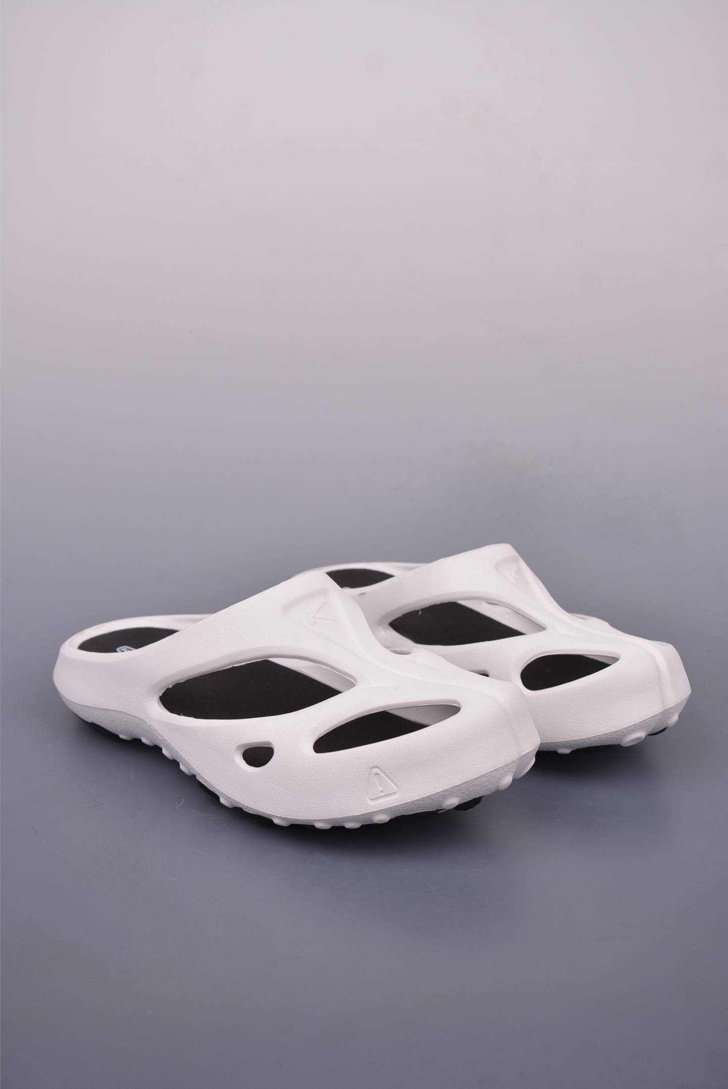 KEEN Shanti White EVA Outdoor Clogs Quick-Drying Beach Sandals 1 i1746749694239 567 0 0