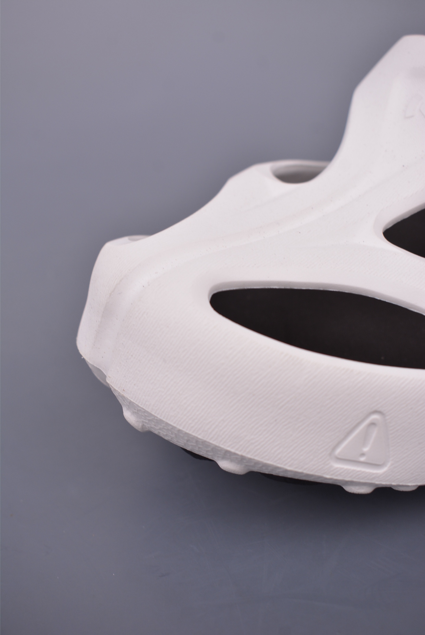 KEEN Shanti White EVA Outdoor Clogs Quick-Drying Beach Sandals 6 i1746749698606 7668 0 5