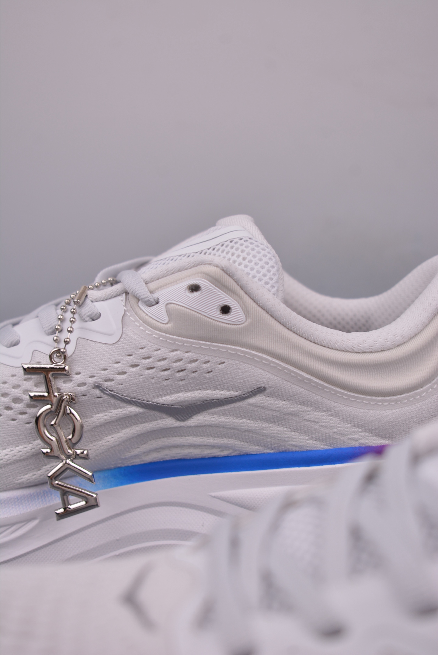 190 Z HOKA ONE ONE Bondi 9 WIDE 邦迪九代舒适防滑耐磨低帮休闲跑步鞋 1162012