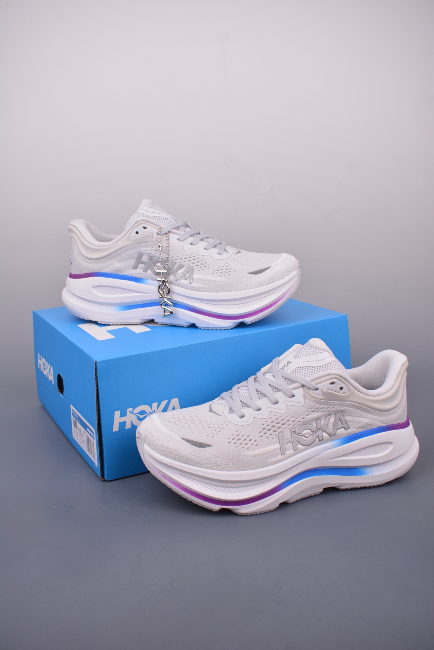 190 Z HOKA ONE ONE Bondi 9 WIDE 邦迪九代舒适防滑耐磨低帮休闲跑步鞋 1162012