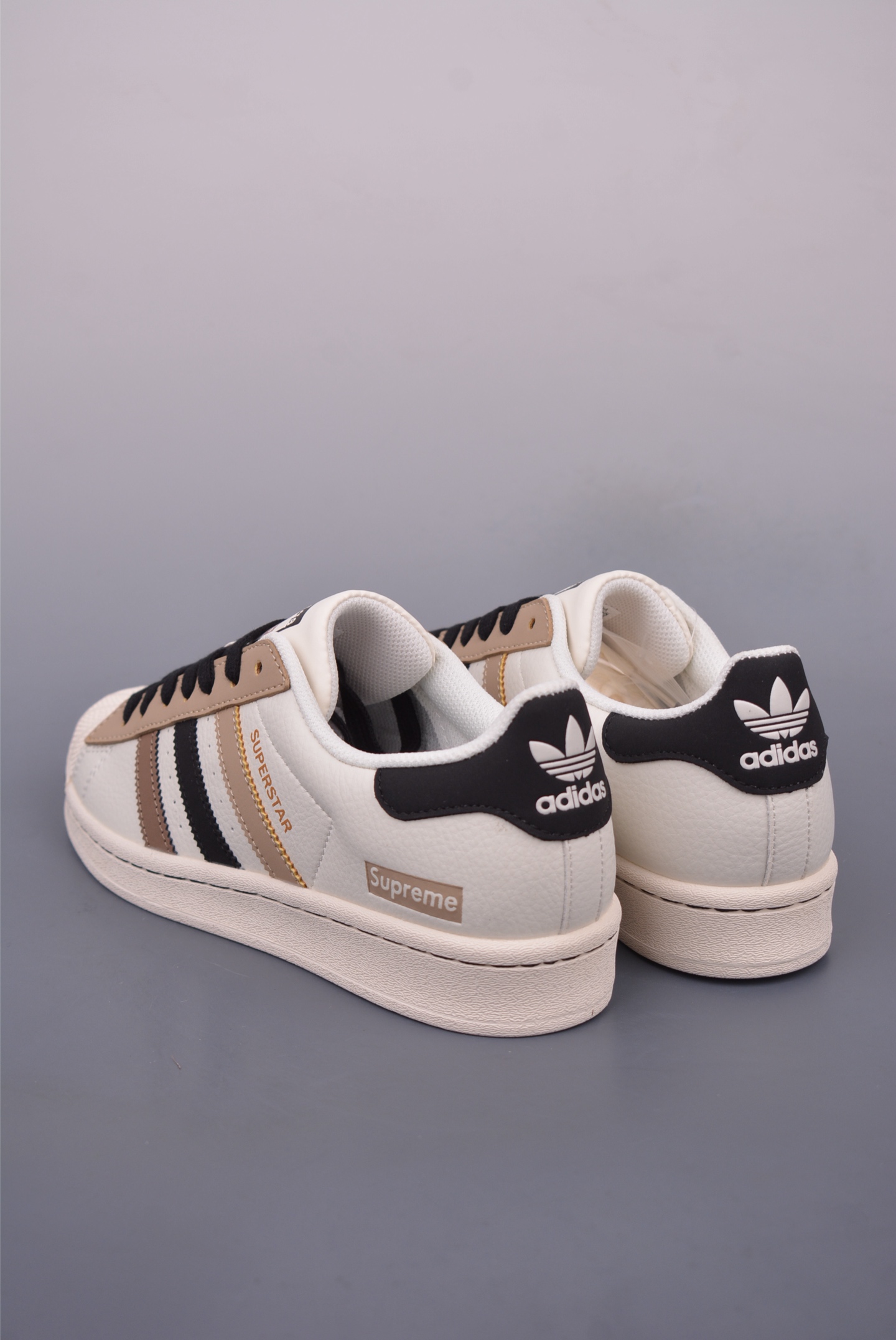 Adidas Originals Superstar 2025: Classic White Sneakers with Premium Leather 2 i1746750940665 4721 0 1