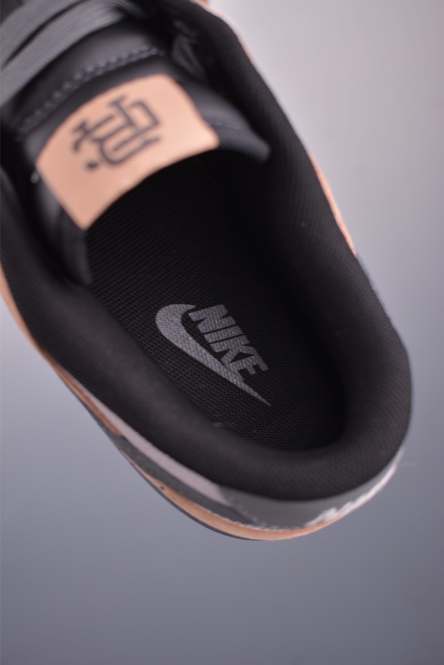 Nike SB Dunk Low Balenciaga Style Deconstructed Lacing Sneakers 9 i1746751347101 8475 0 8