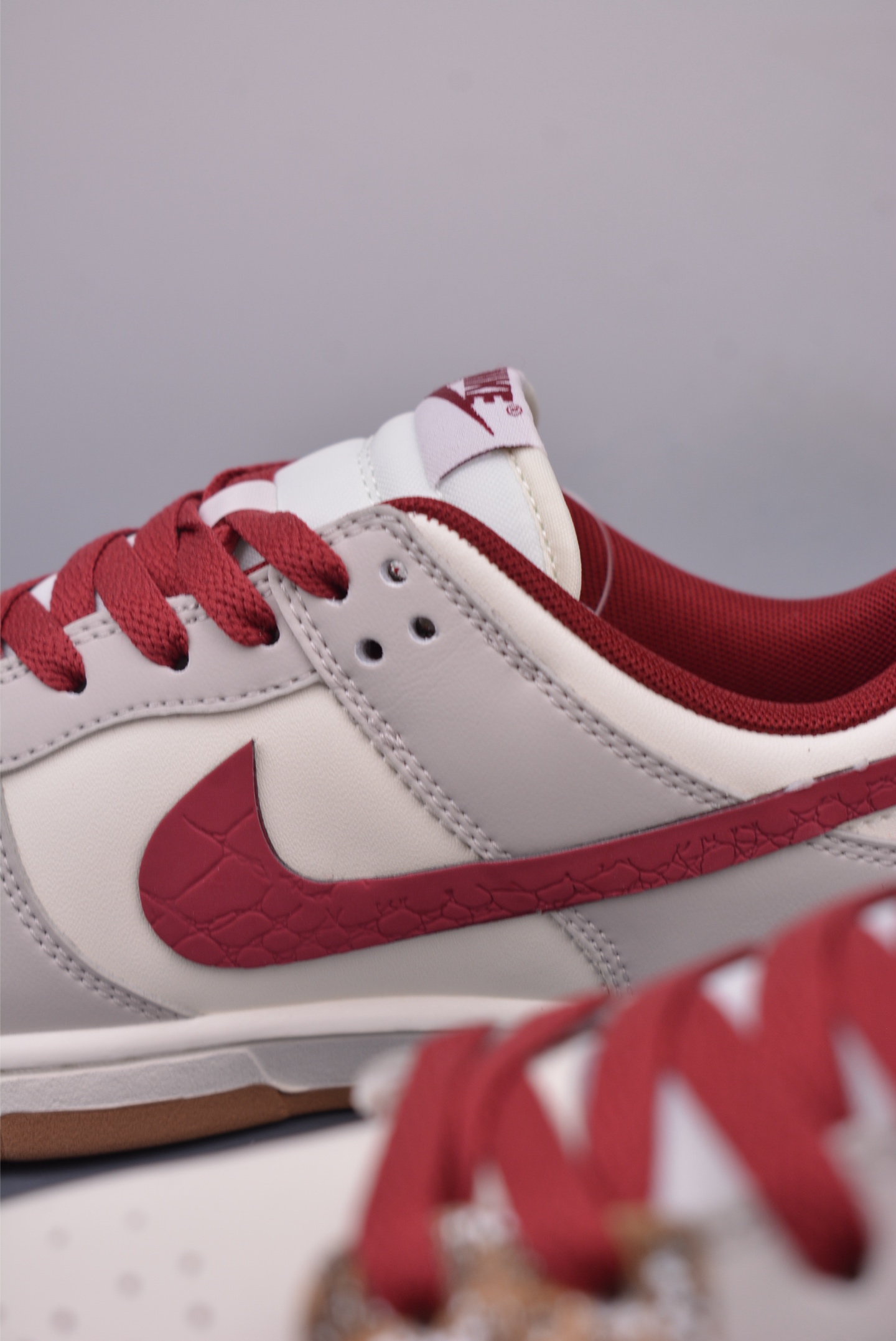 300 Nike SB Dunk Low 蛇年限定 解构抽绳鞋带 FB7160-161