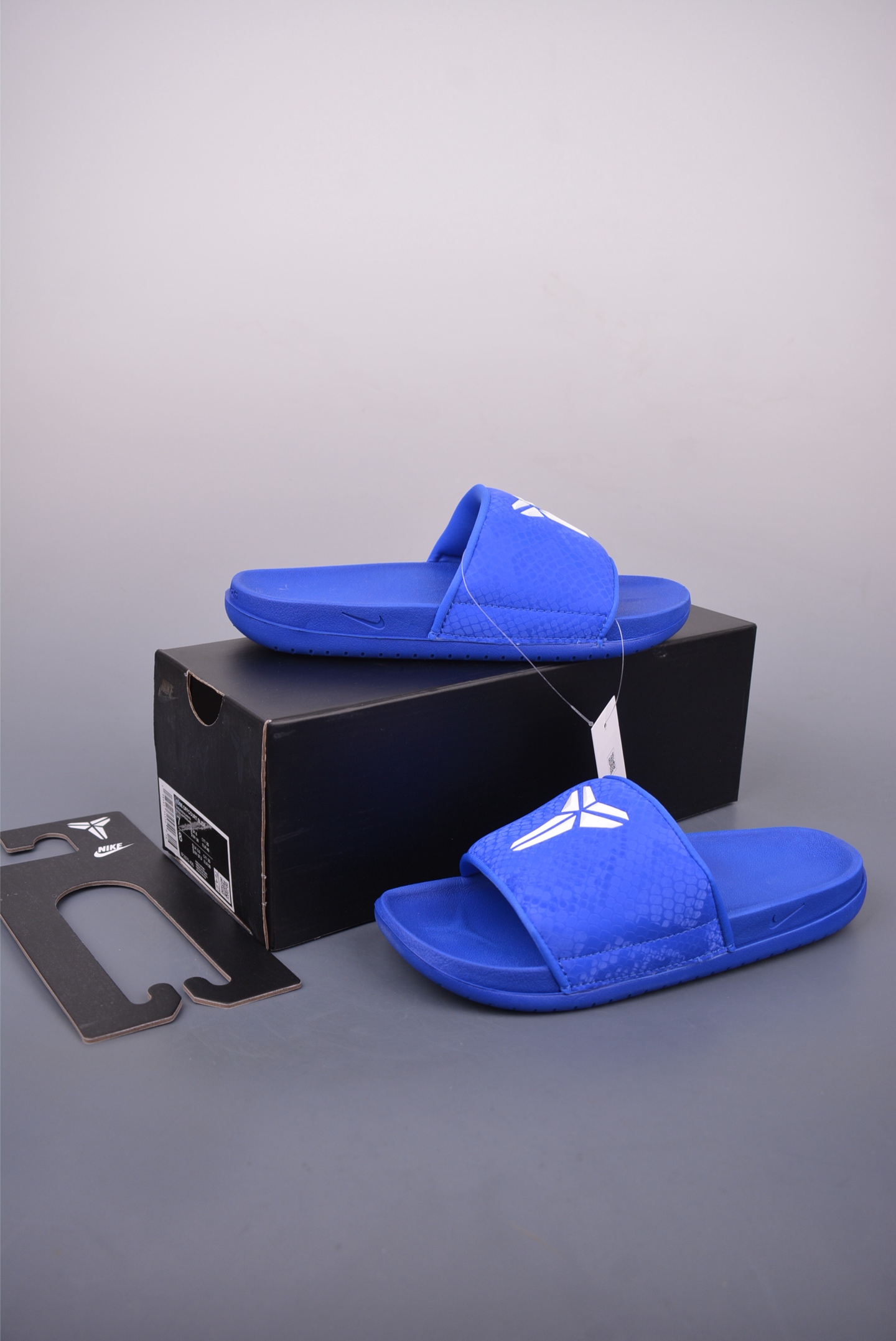 120 Nike Kobe Offcourt Slide ”Hyper Royal” 科比专属配色休闲拖鞋 IF287-400