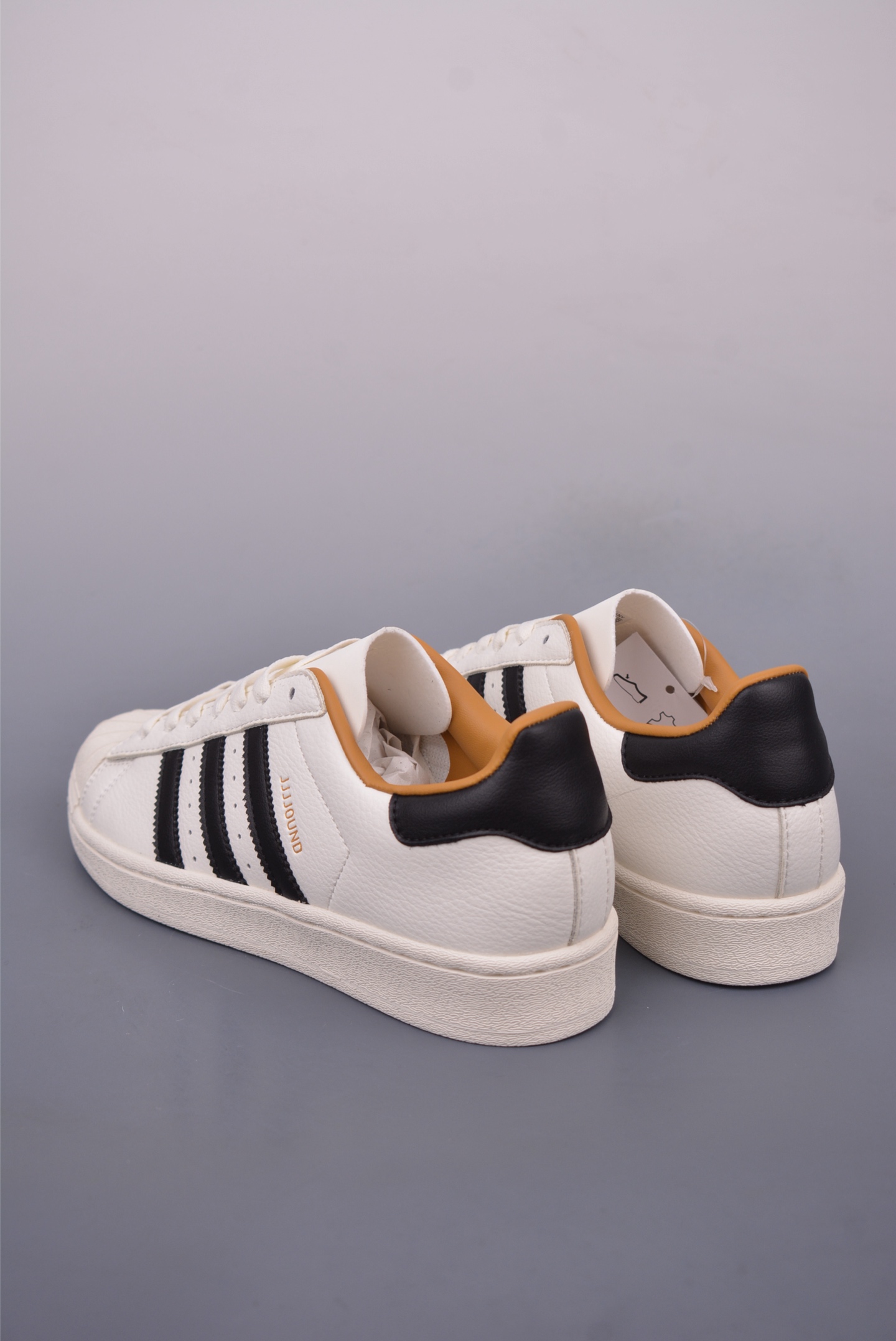 Adidas Superstar W JJJJOUND: Classic White Sneakers with Premium Leather 2 i1746752738421 259 0 1