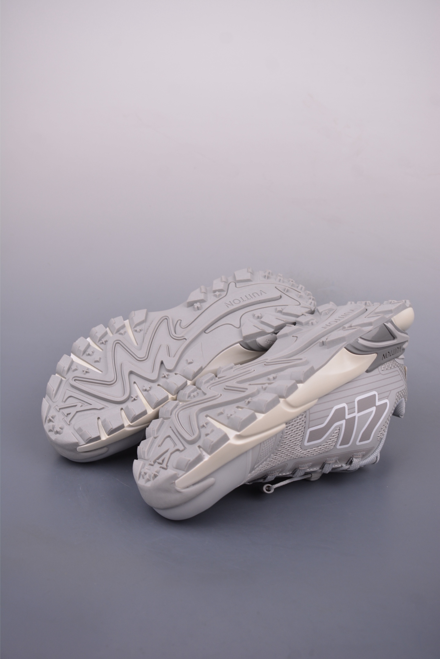 350 LV runner tatic 广东大厂出品 休闲运动文化百运动鞋