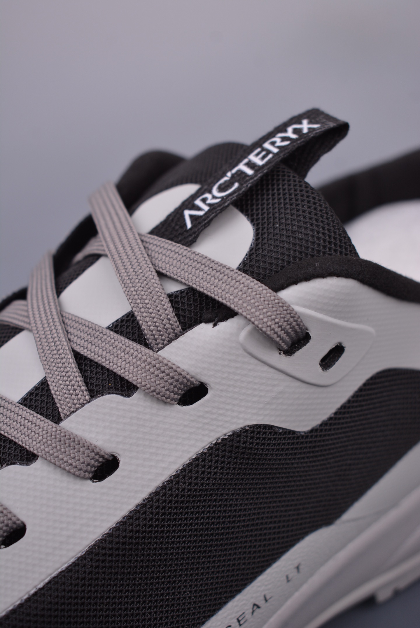 Arc'teryx Konseal LT Men's Trail Running Shoes Breathable Lightweight Durable Design 7 i1746917695691 2902 0 6