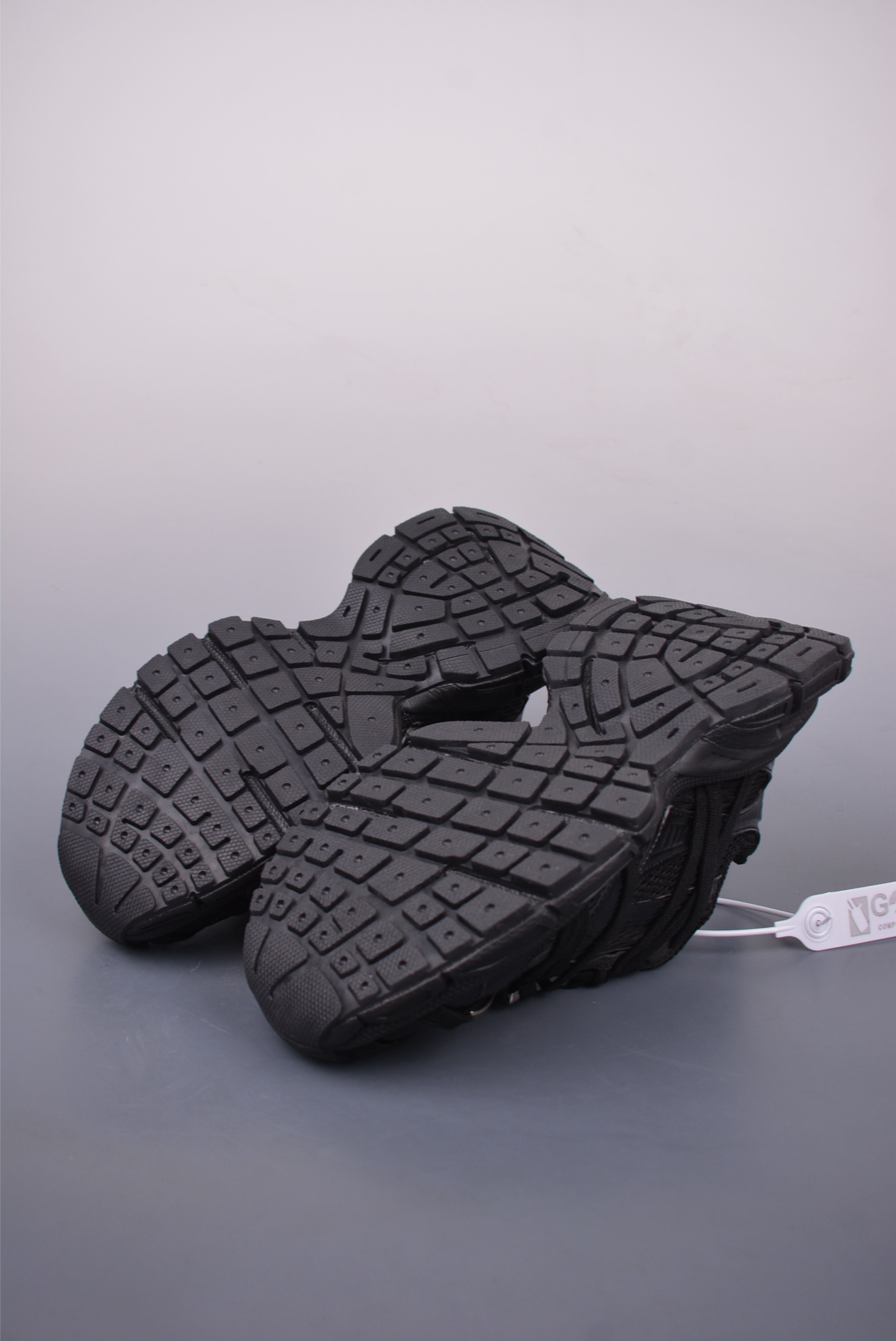 Balenciaga 3XL Black Lace-Up Sneakers with Distressed Details - Unisex 3 i1746917954231 6643 0 2