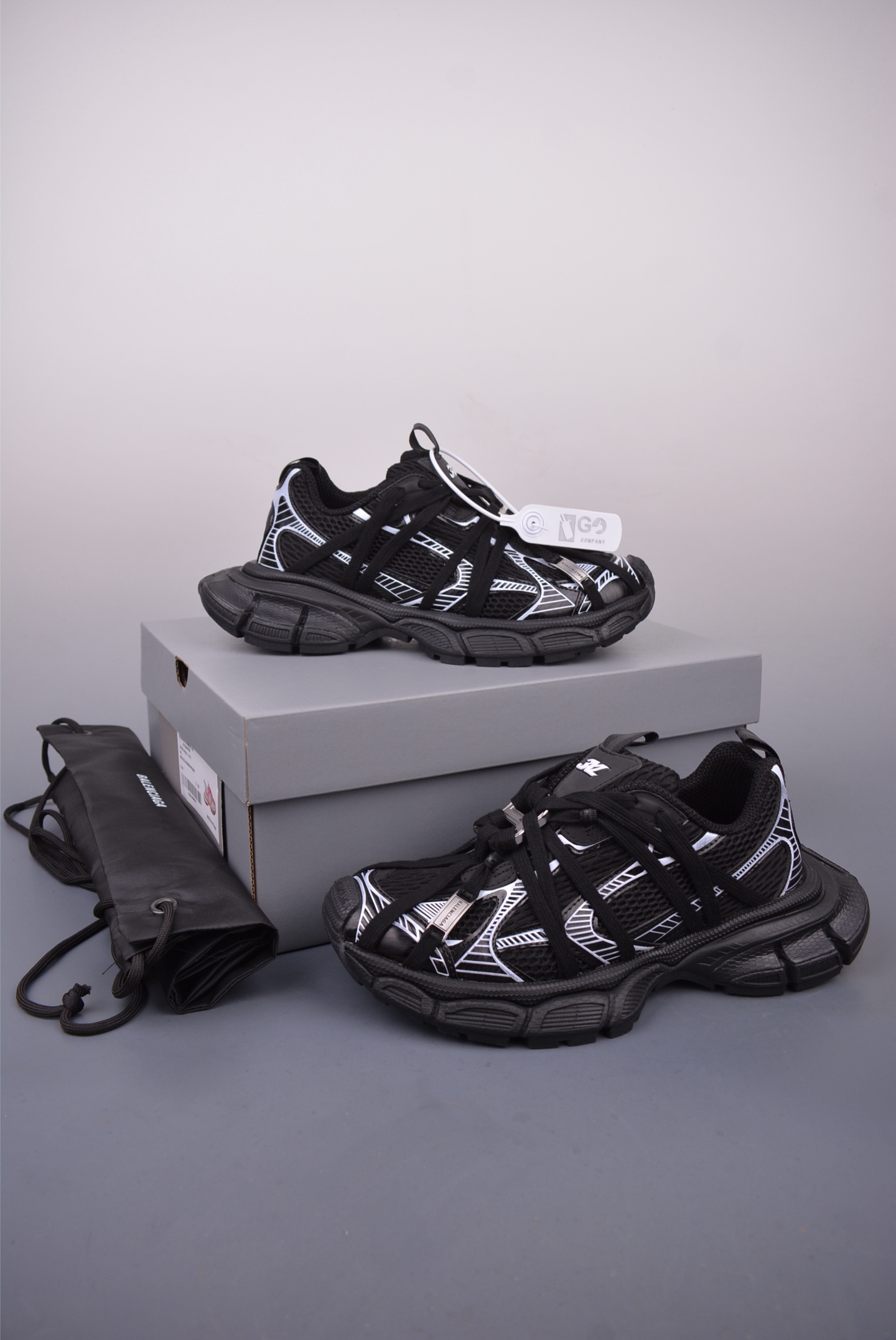 Balenciaga 3XL Sneakers - Black Lace-Up Running Shoes for Men and Women 5 i1746917972097 6419 0 4