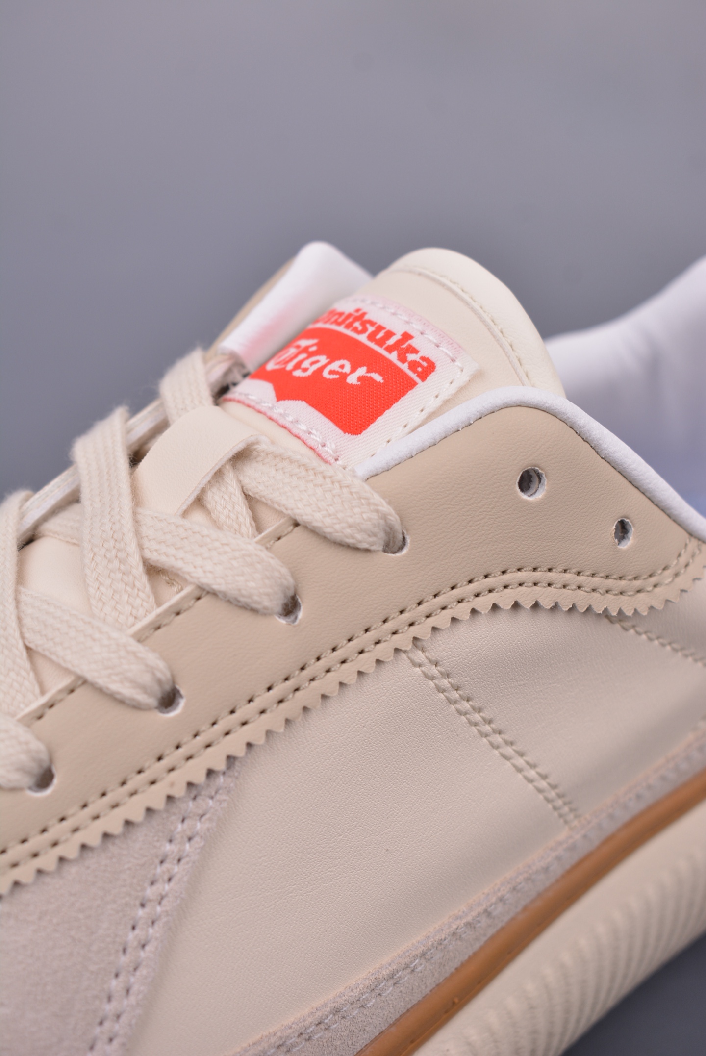 170 Onitsuka Tiger鬼塚虎 Delecity 厚底运动 耐磨低帮生活休闲鞋 1183B874