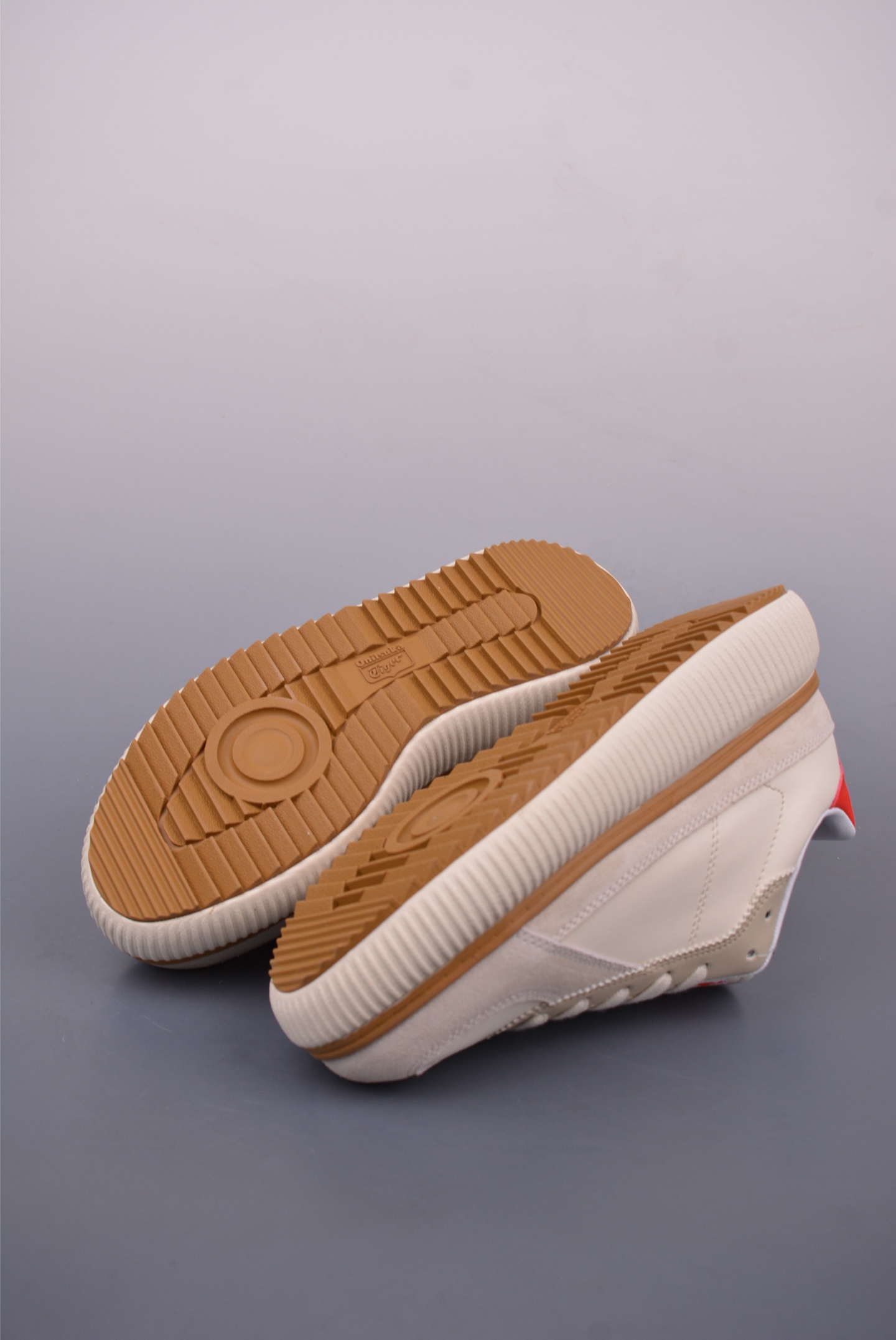 170 Onitsuka Tiger鬼塚虎 Delecity 厚底运动 耐磨低帮生活休闲鞋 1183B874