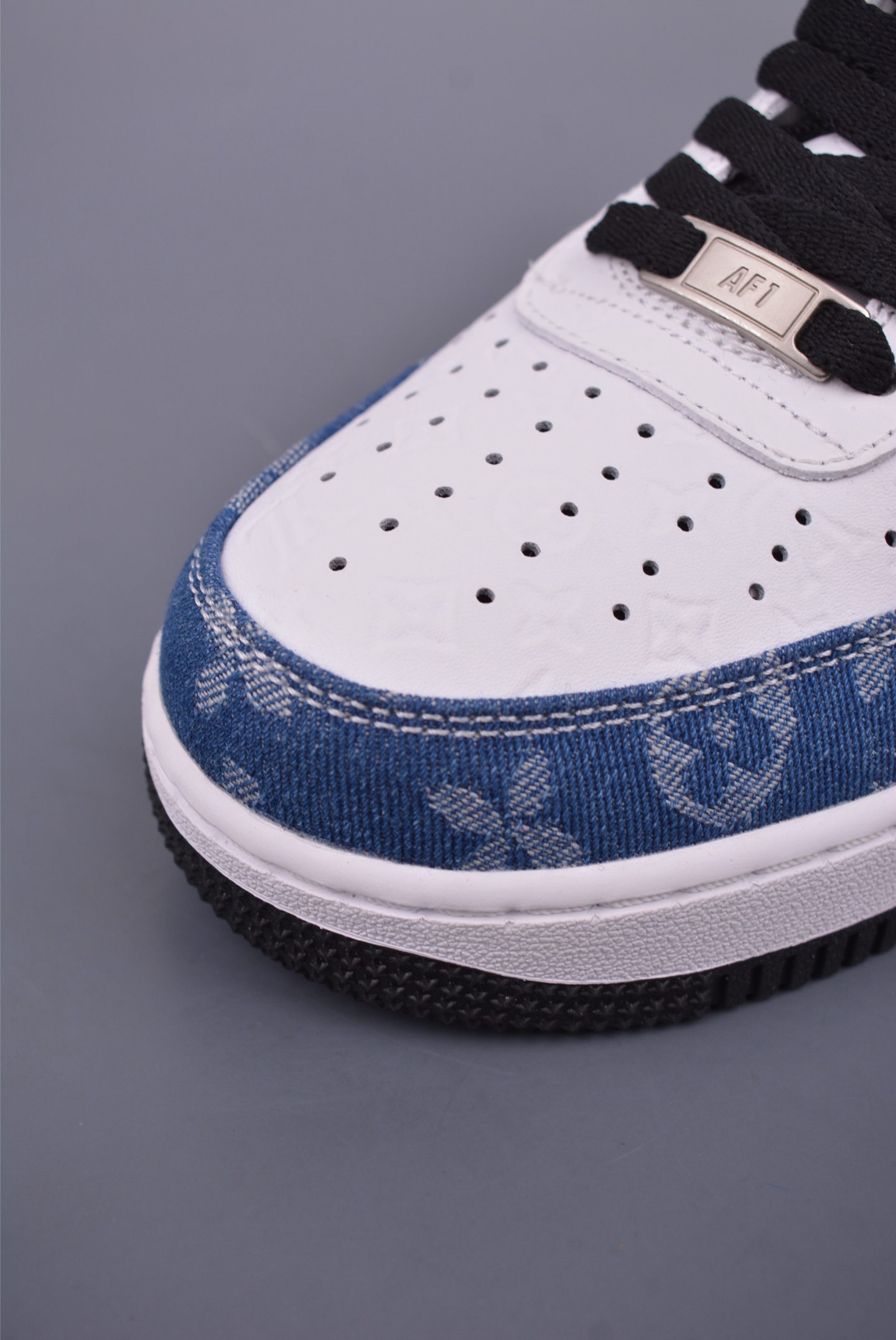 Nike Air Force 1 Low LV联名 YN769833