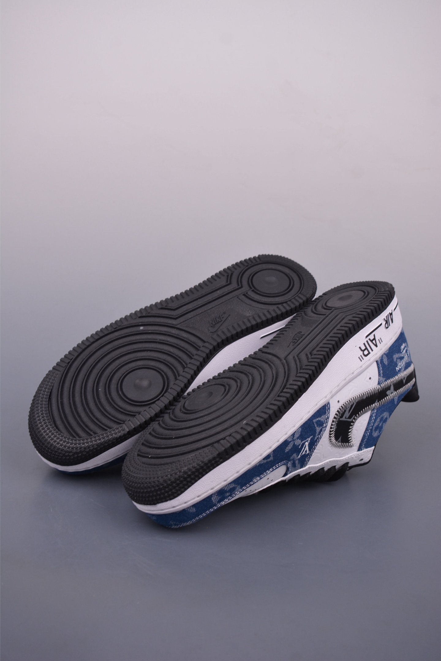 Nike Air Force 1 Low LV联名 YN769833