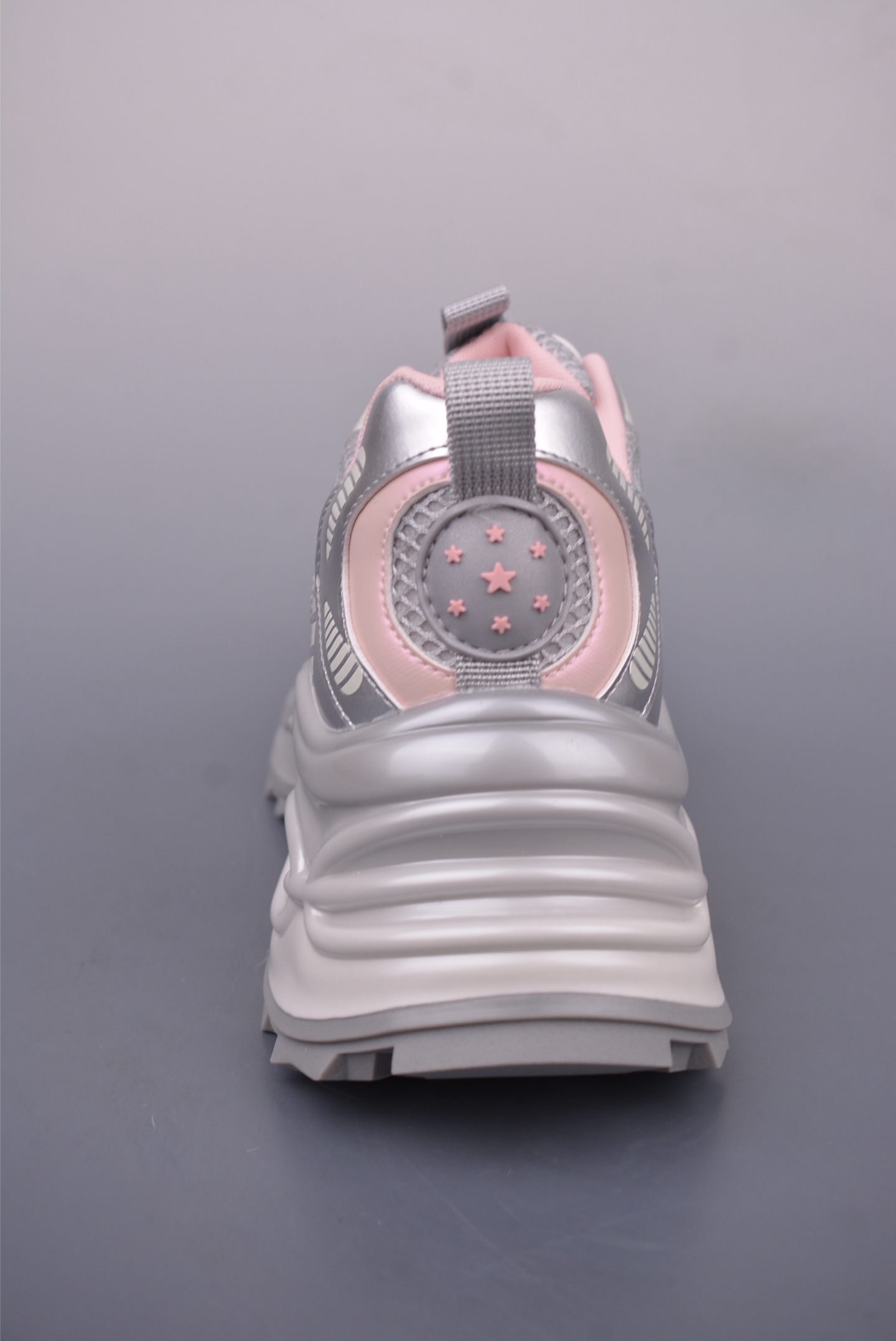 Gucci Chunky Low Platform Sneakers - Silver Mesh Dad Shoes - Height Increasing 4 i1746993424169 715 0 3