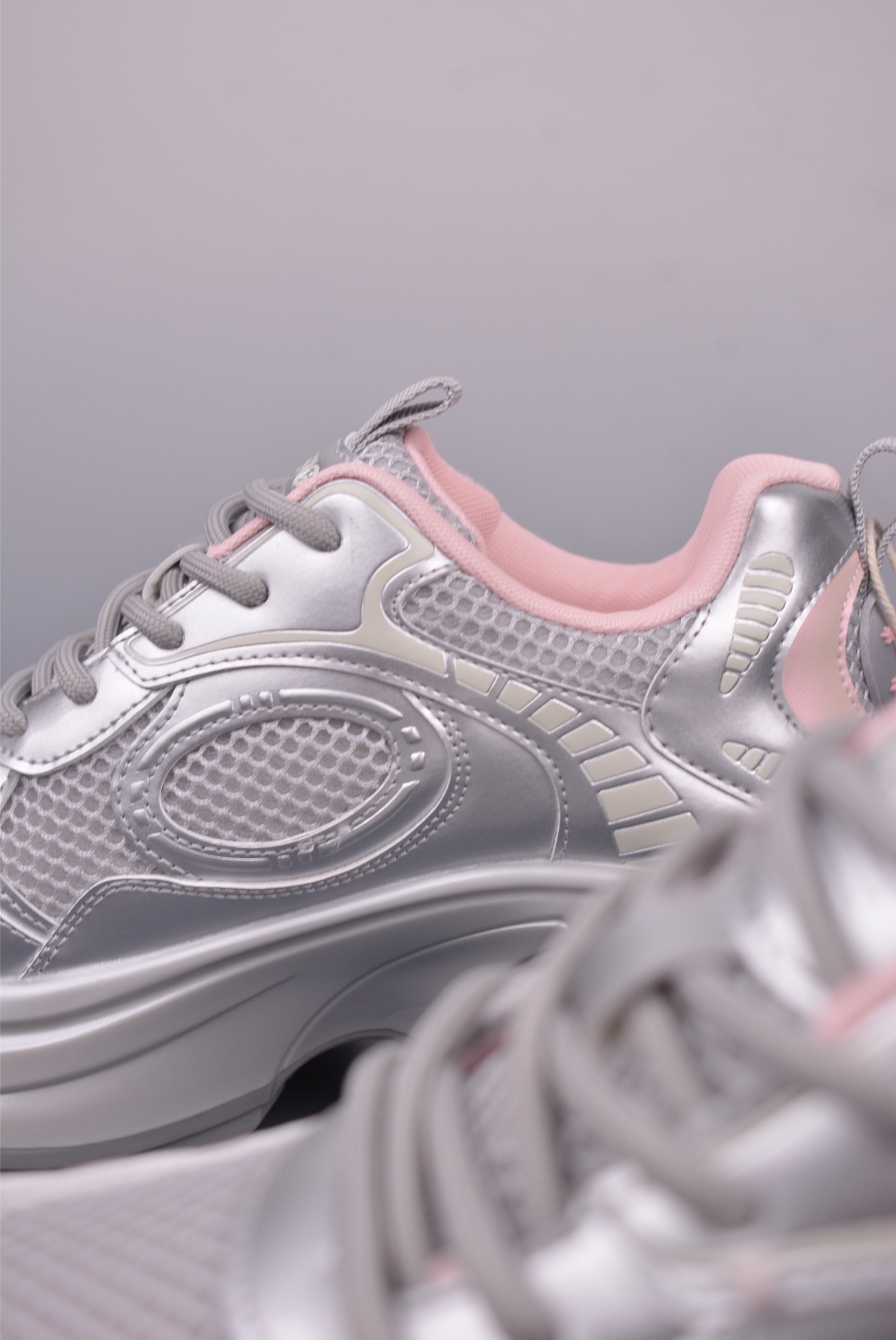 Gucci Chunky Low Platform Sneakers - Silver Mesh Dad Shoes - Height Increasing 8 i1746993435264 5068 0 7