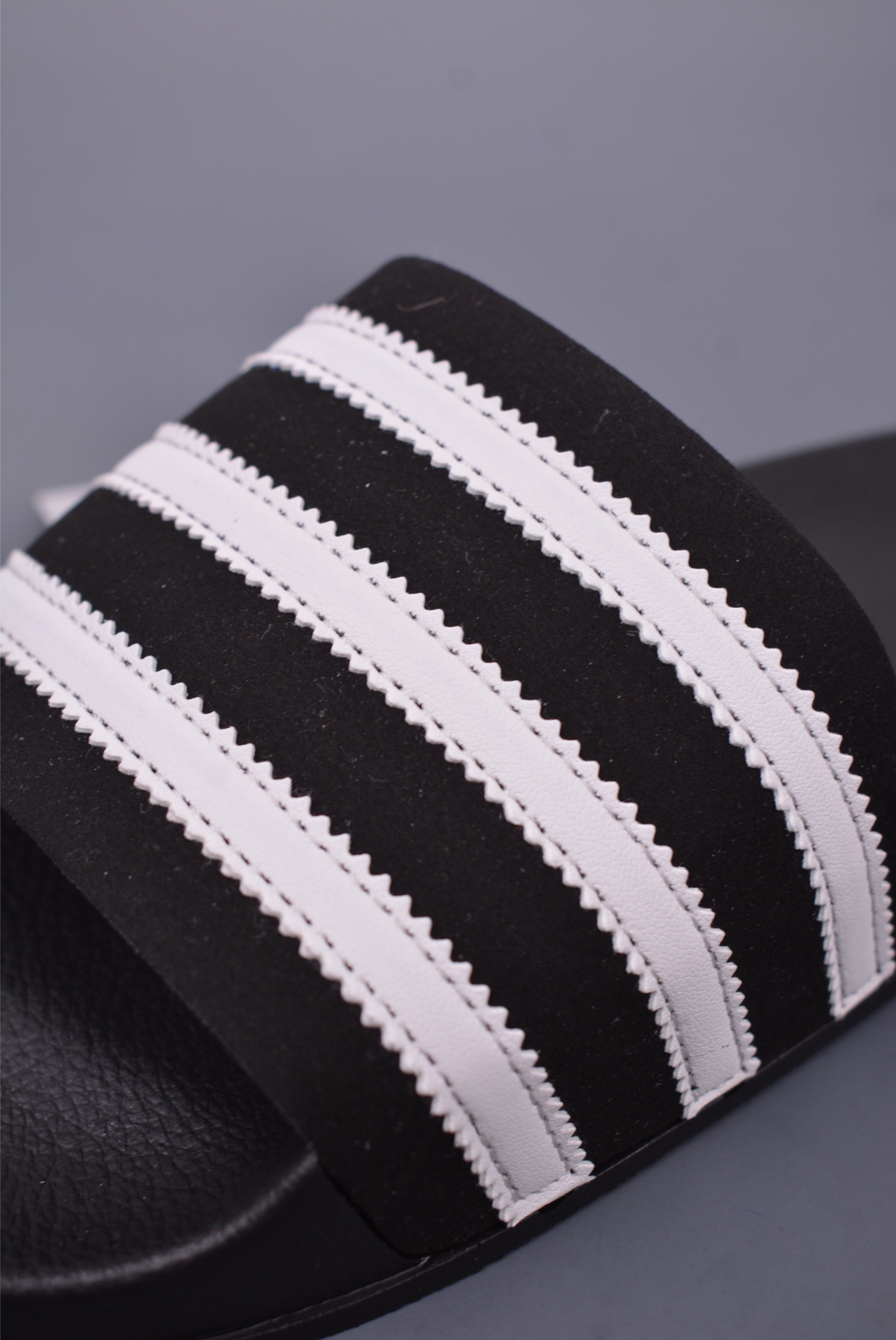 Adidas Adilette Slides - Stylish Striped Comfort, Non-Slip Design, IH22703324 7 i1746993667006 6114 0 5