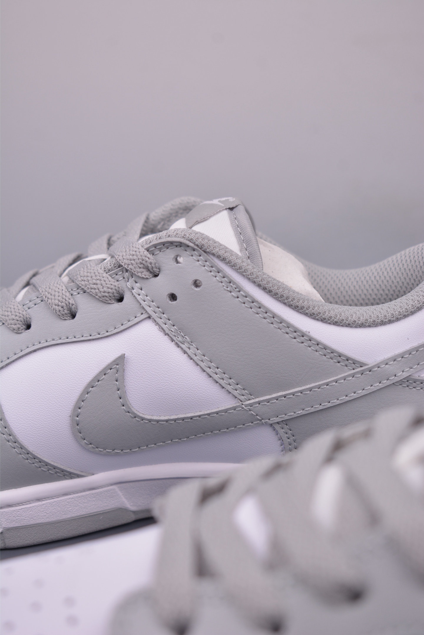 Nike SB Dunk Low Wolf Grey White Skateboarding Shoes HF5441 8 i1746994067940 3752 0 7