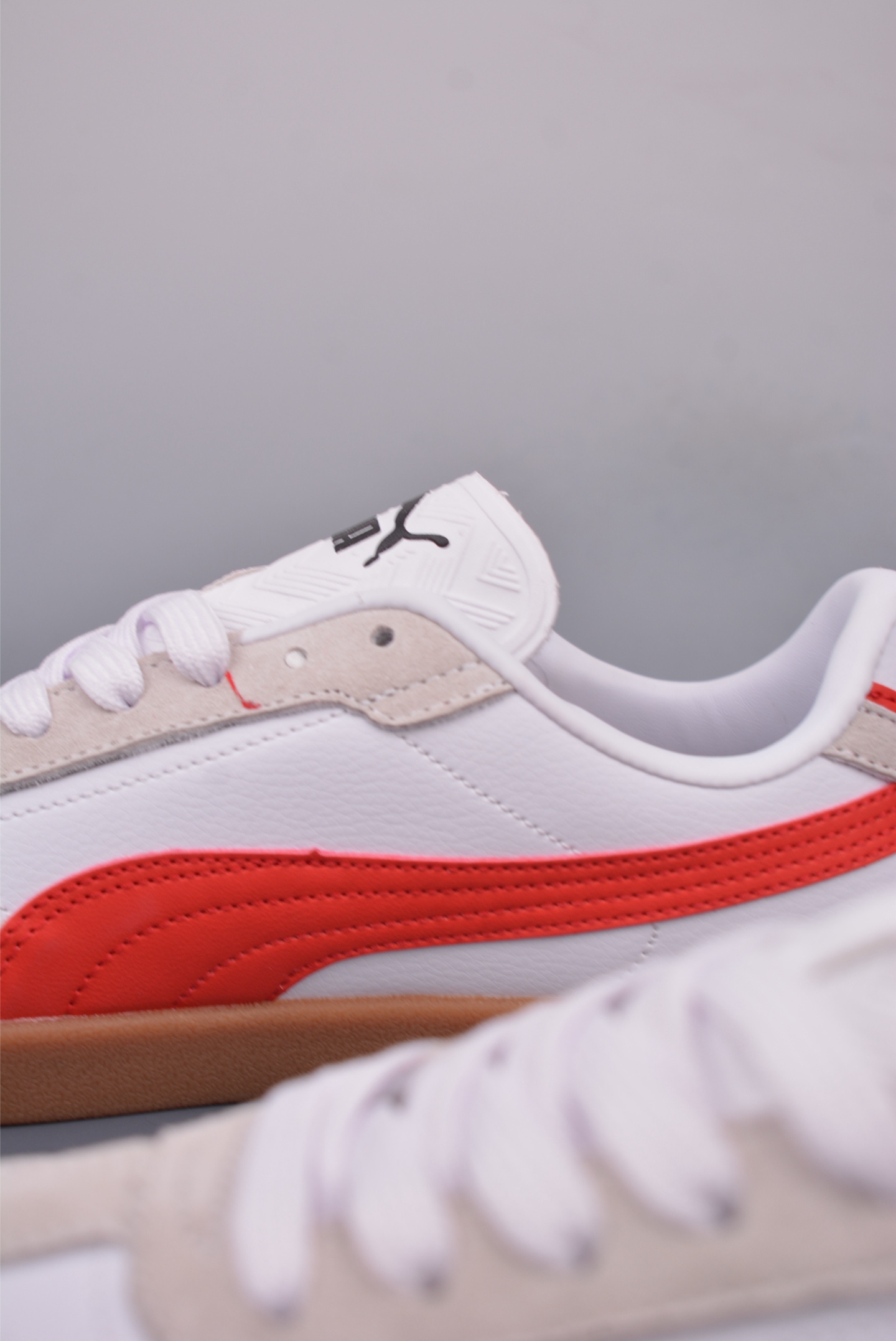 150 PUMA Club Li Era 轻便防滑低帮板鞋 397447