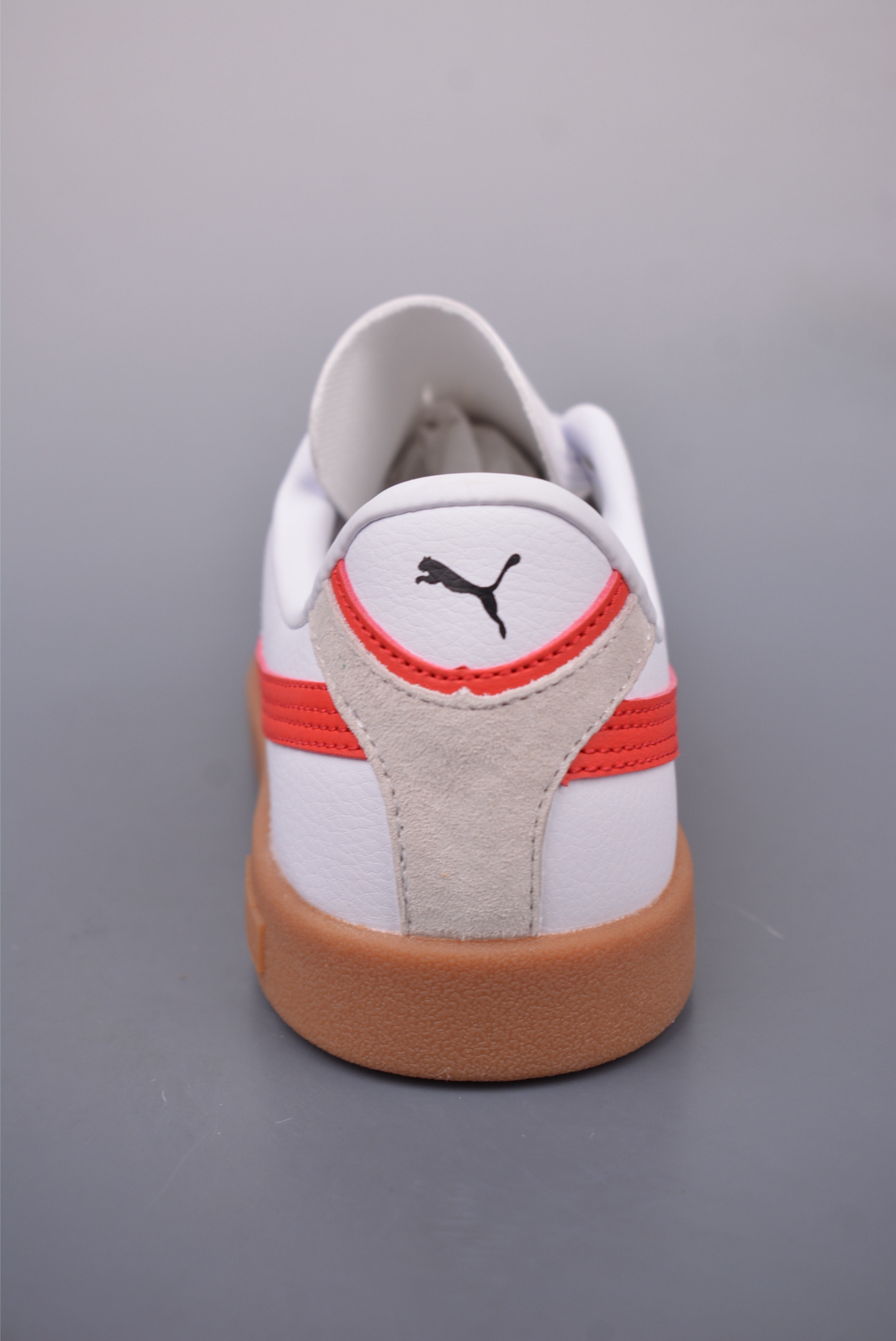 150 PUMA Club Li Era 轻便防滑低帮板鞋 397447
