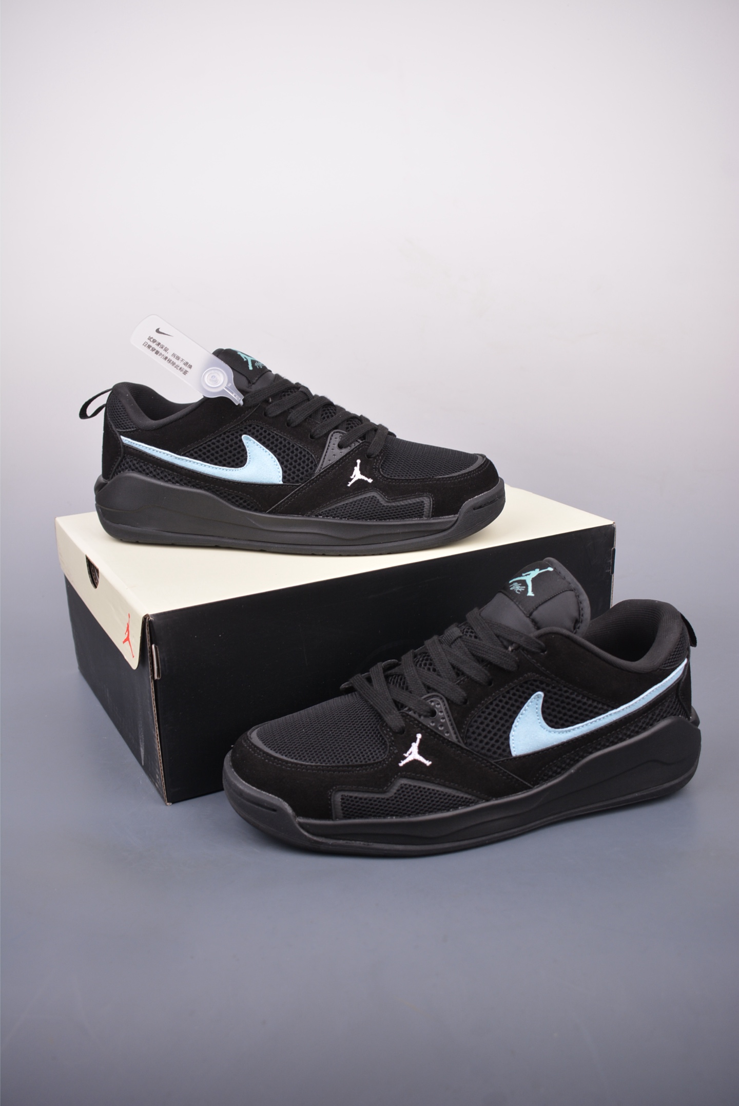 Nike Air Jordan CMFT Era Low-Top Sneakers - Comfortable & Breathable 5 i1747048550191 1666 0 4