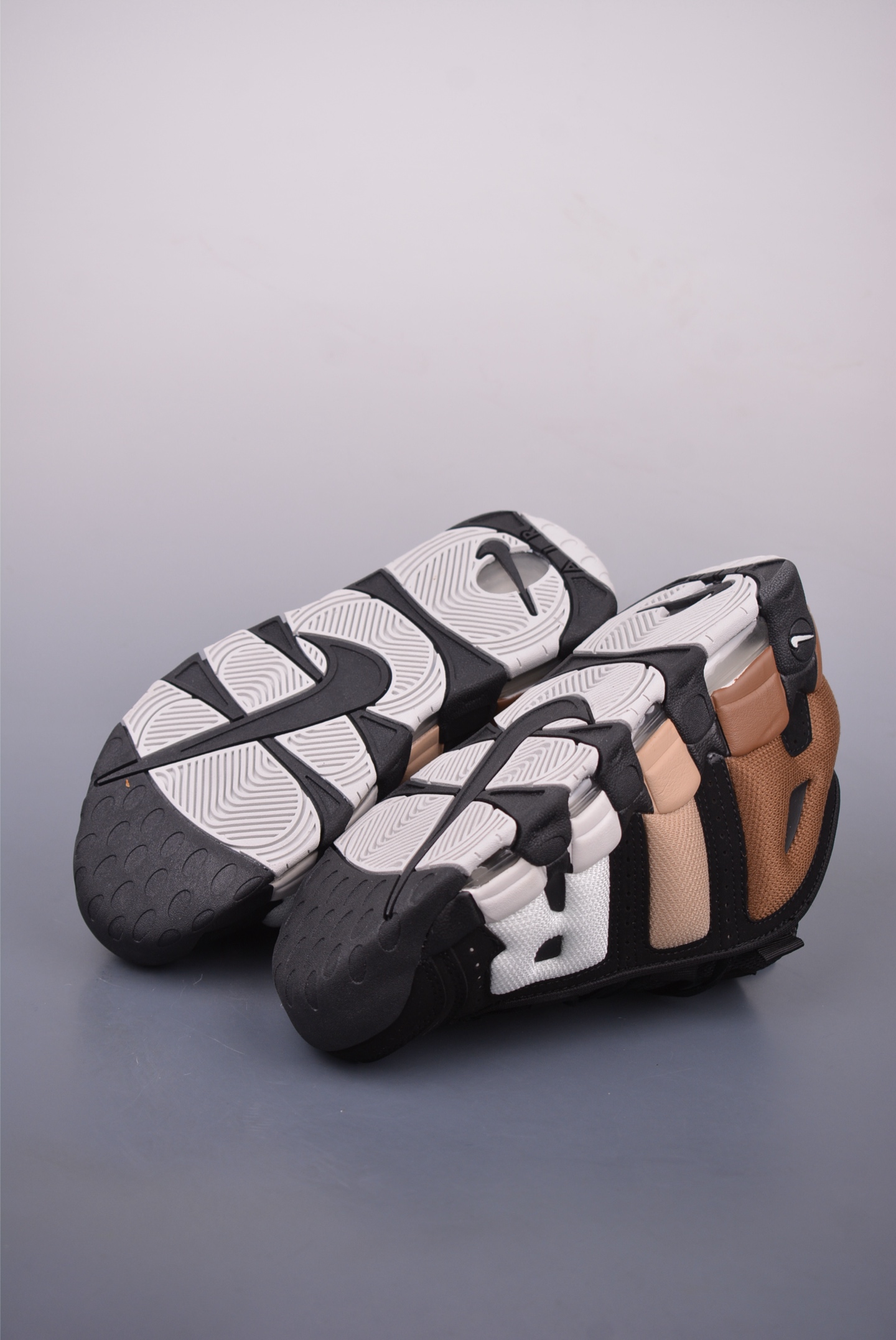 Nike Air More Uptempo '96 Basketball Shoes - Graffiti-Inspired Design 3 i1747048645141 1217 0 2