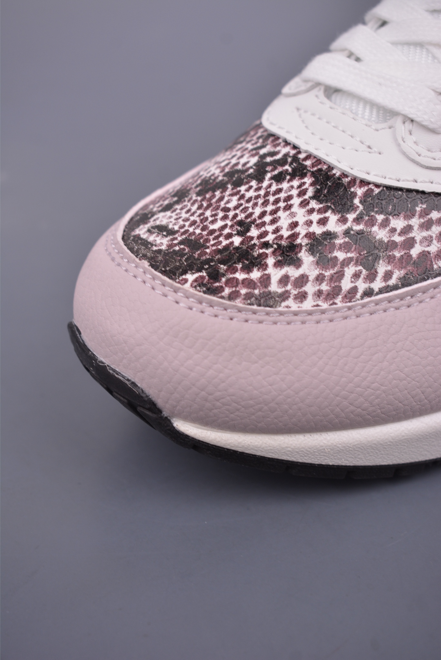 Nike Air Max 1 Retro Running Shoes, Premium Comfort and Style 6 i1747048709542 5057 0 5
