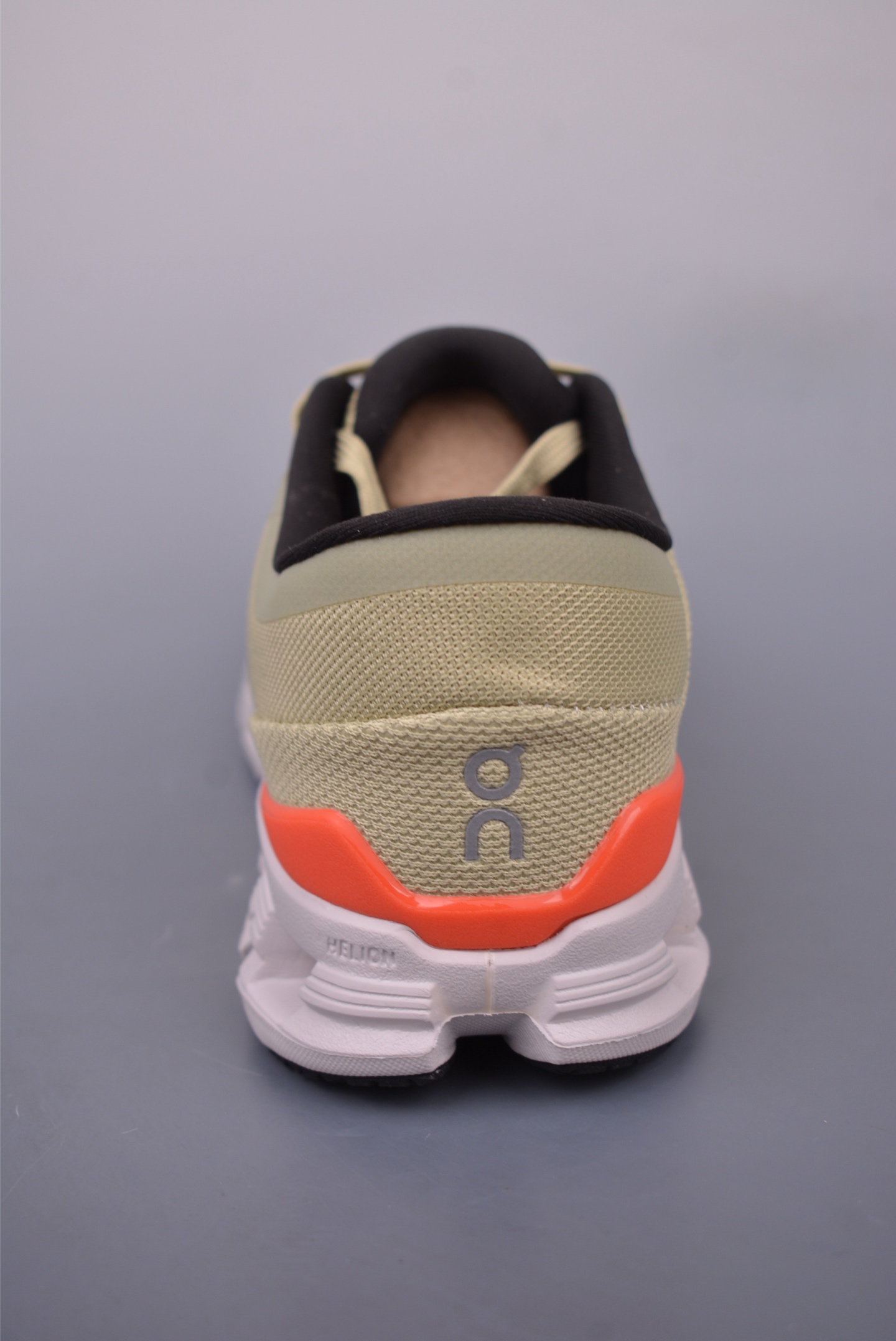 On Cloudtilt Loewe Running Shoes - Outdoor Street Style & Comfort 5 i1747048870501 8303 0 3