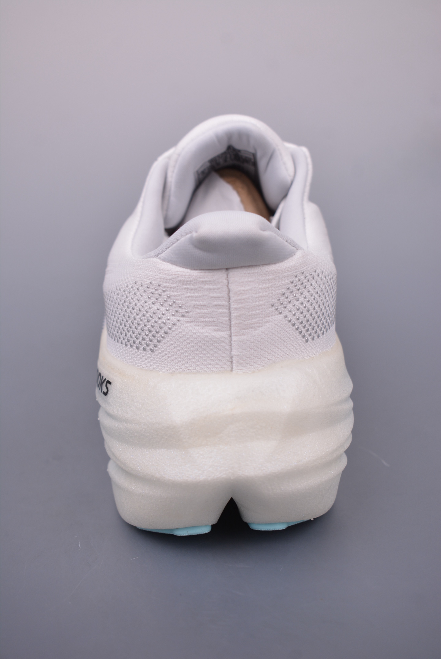 240 Brooks 布鲁克斯 Glycerin Max 超弹轻盈跑步鞋 120436