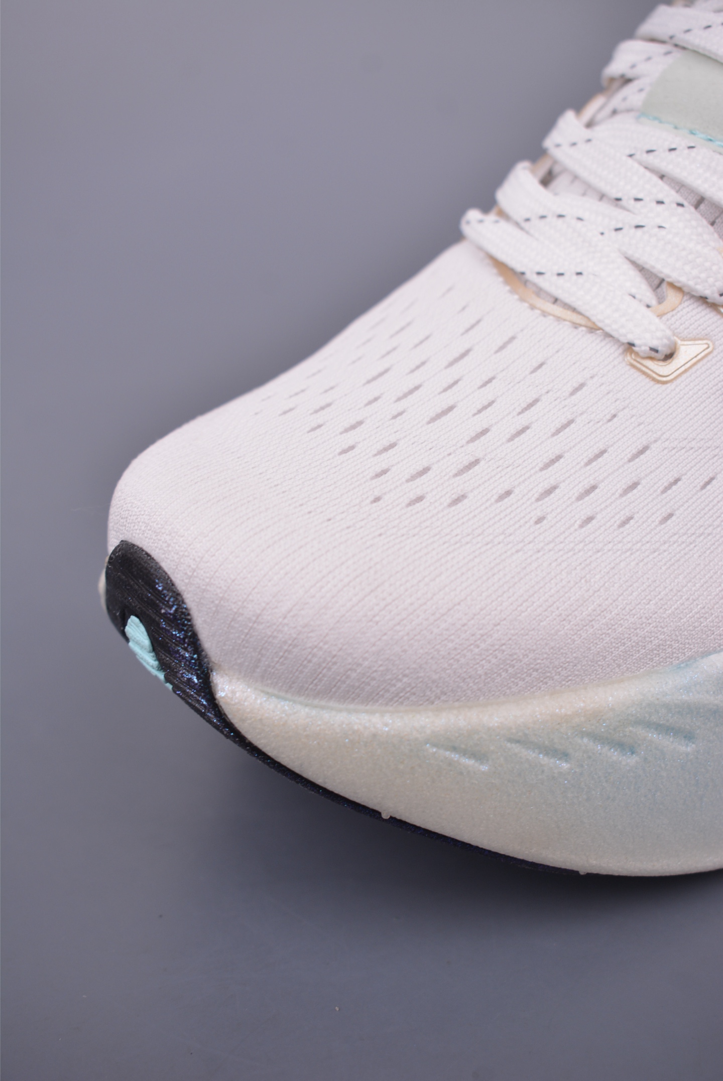240 Brooks 布鲁克斯 Glycerin Max 超弹轻盈跑步鞋 120436