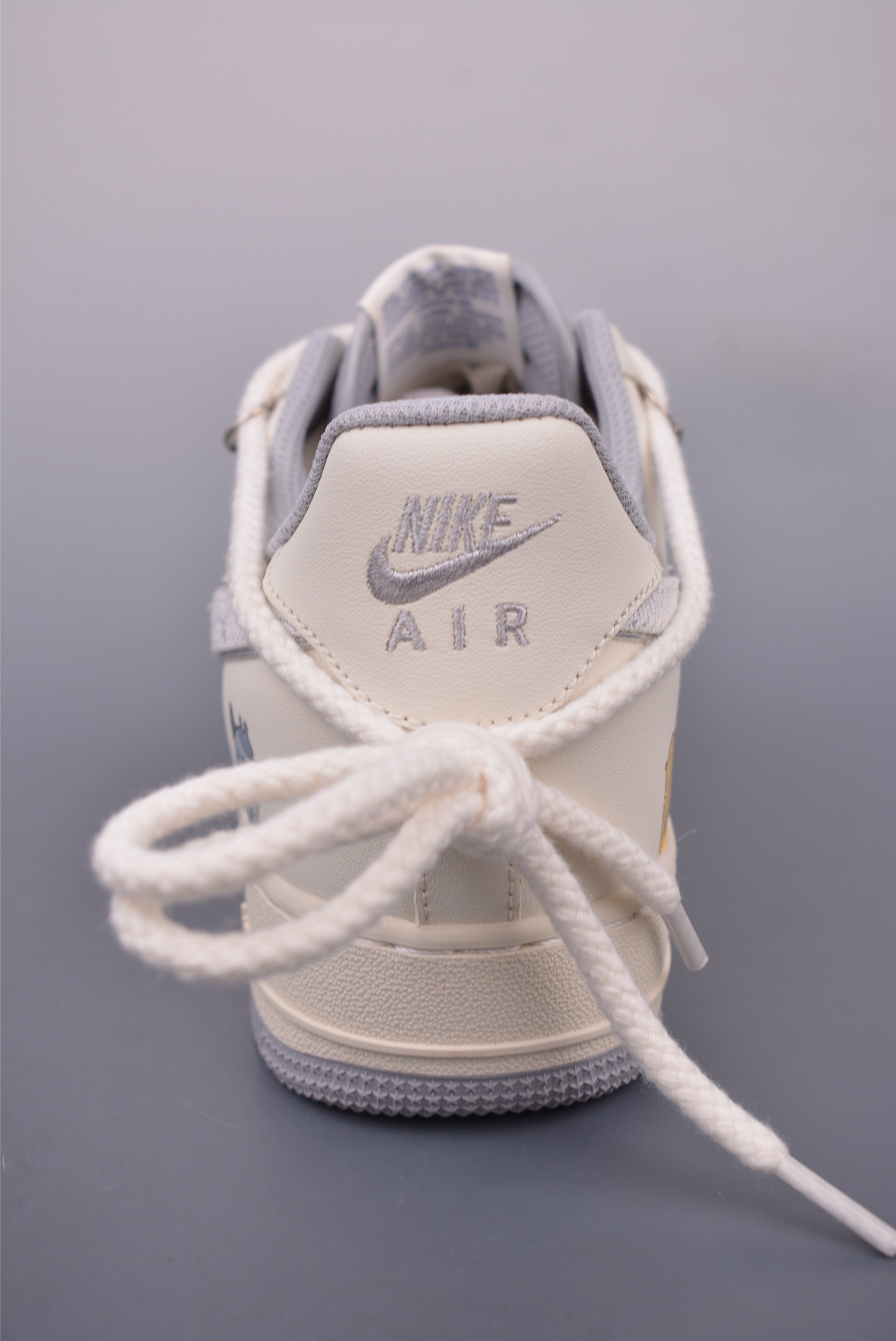 260 Nike Air Force 1 Low 卡皮巴拉解构鞋带 LV0506-220