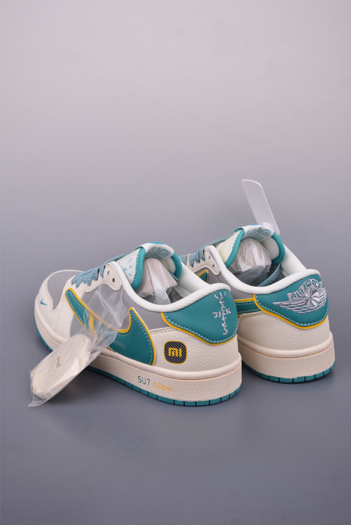 Fragment Design X Xiaomi Air Jordan 1 Low Sneakers - Limited Edition 2 i1747051642613 1409 0 1