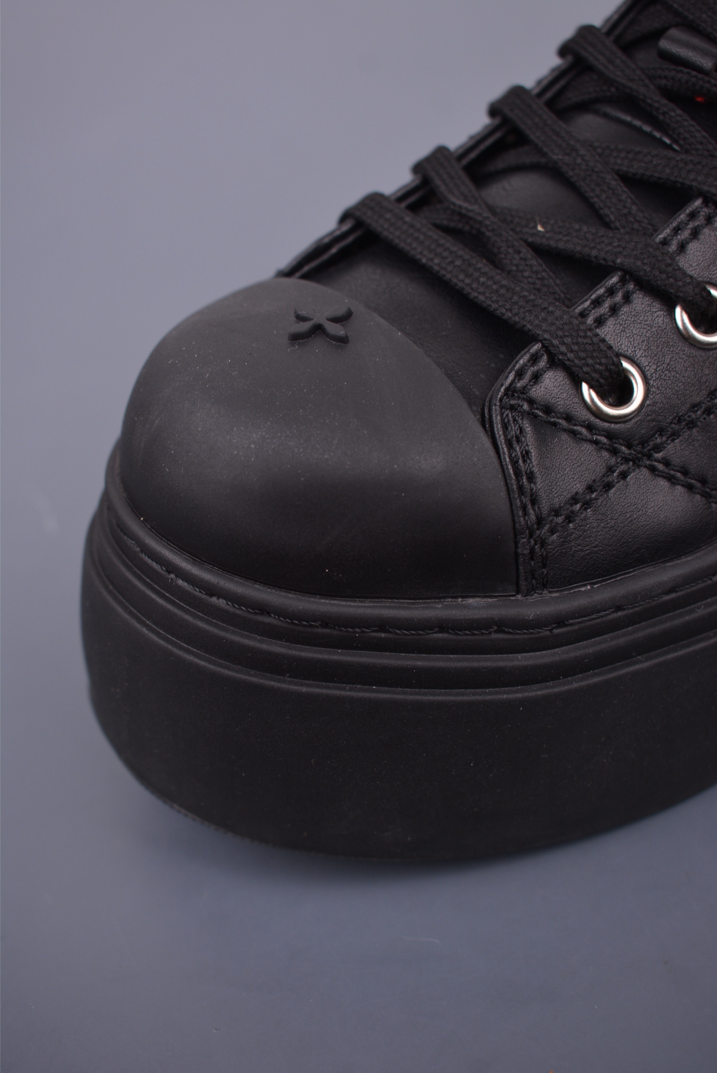 国潮当红设计师品牌SMFK Garden Vintage Skate Low 花园系列 低帮复古厚底十字花 帆布休闲松糕做旧小脏板鞋 S0001