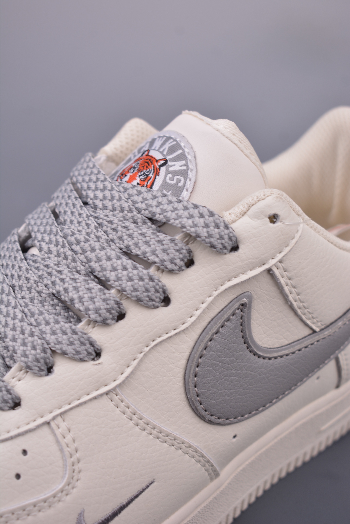 240 Nike Air Force 1 Low 米灰小勾 CJ6106-521