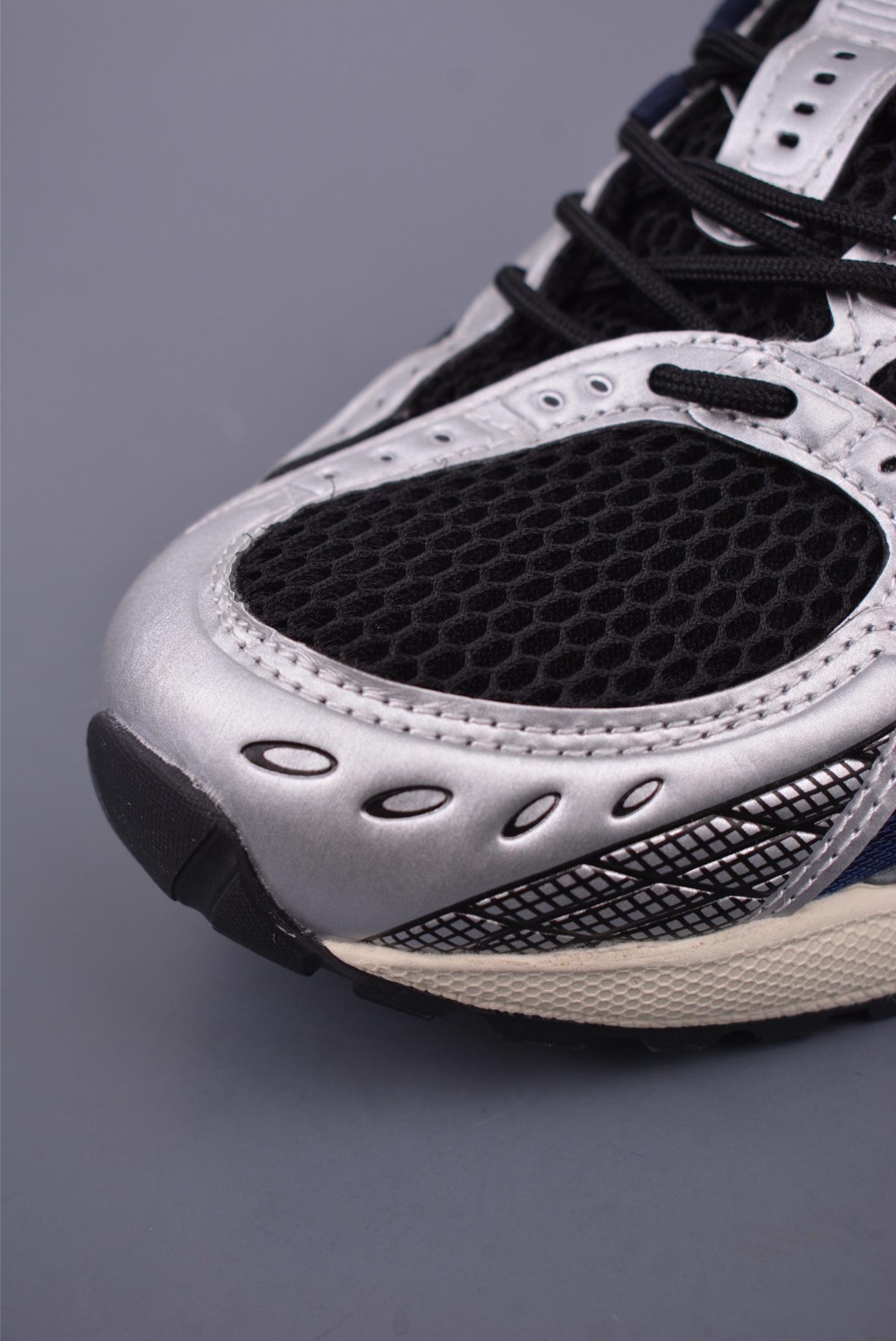 200 Asics GEL-Kahana NIMBUS 10.1 耐磨透气低帮休闲鞋 1203A543-003