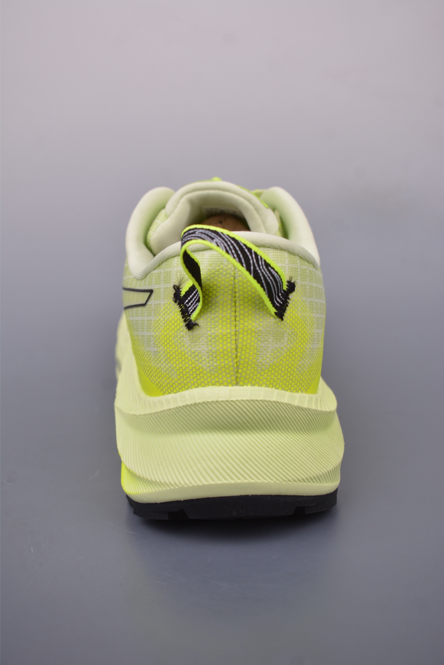 180 Asics Gel-Trabuco Max3 复古亚瑟士透气缓震 男子跑步鞋 1011B800