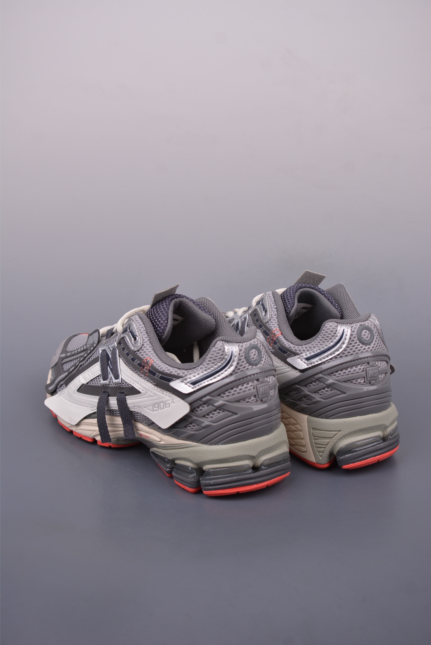 200 New Balance M1906系列 复古单品宝藏老爹鞋款 U1906ACQ