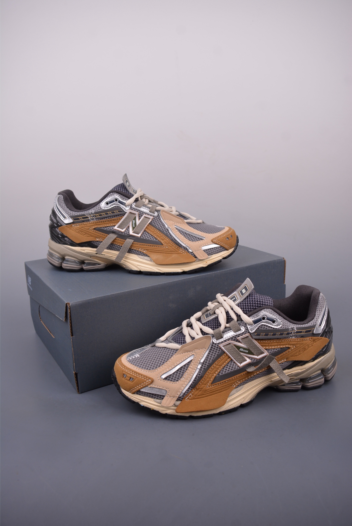 200 New Balance M1906系列 复古单品宝藏老爹鞋款 U1906AAQ