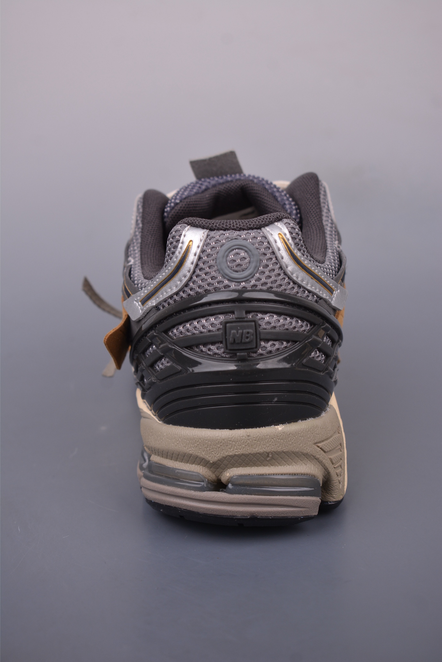 200 New Balance M1906系列 复古单品宝藏老爹鞋款 U1906AAQ