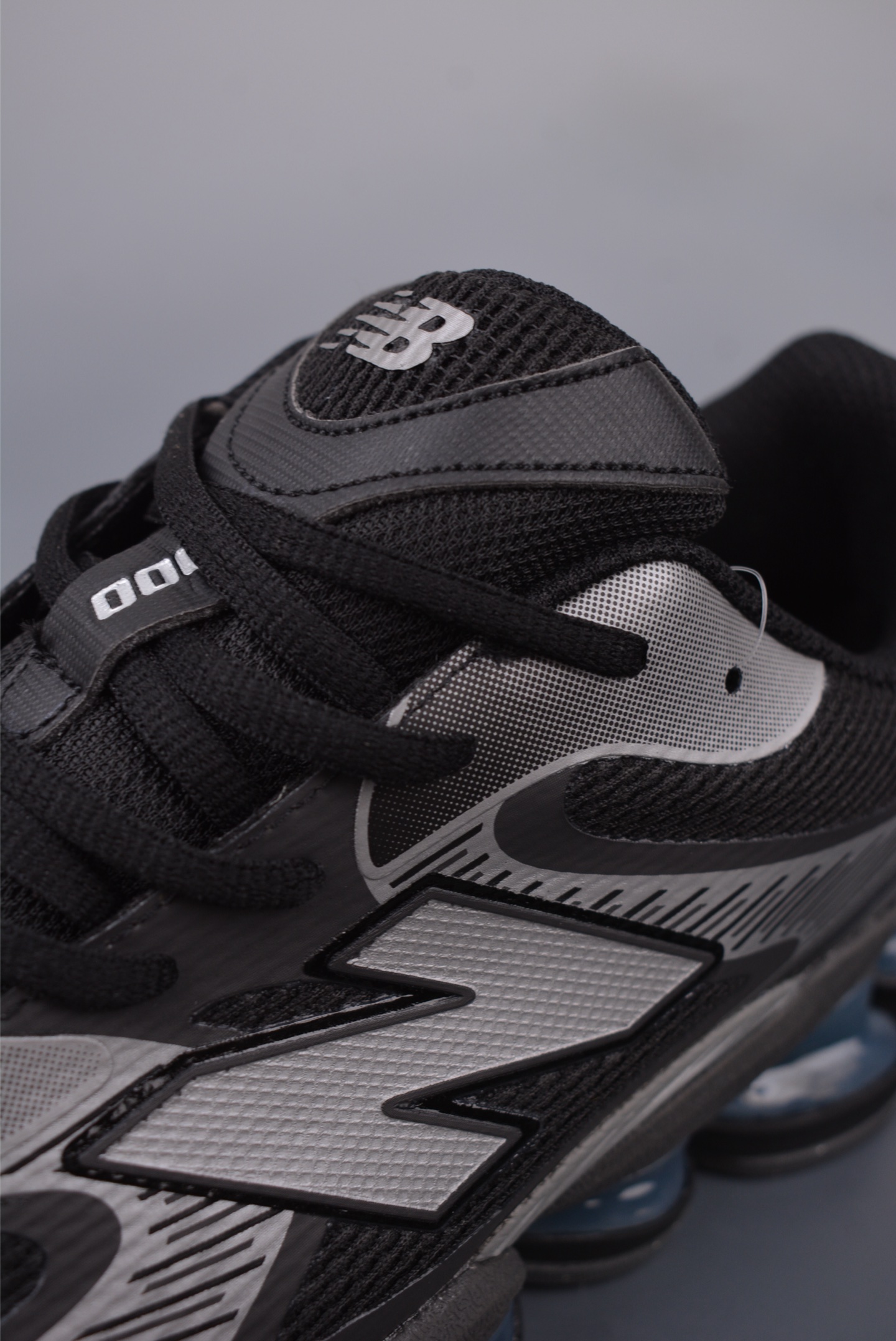 New Balance M2000 Series Fashionable And Versatile Mesh Casual Shoes 8 i1747220485425 9226 0 6