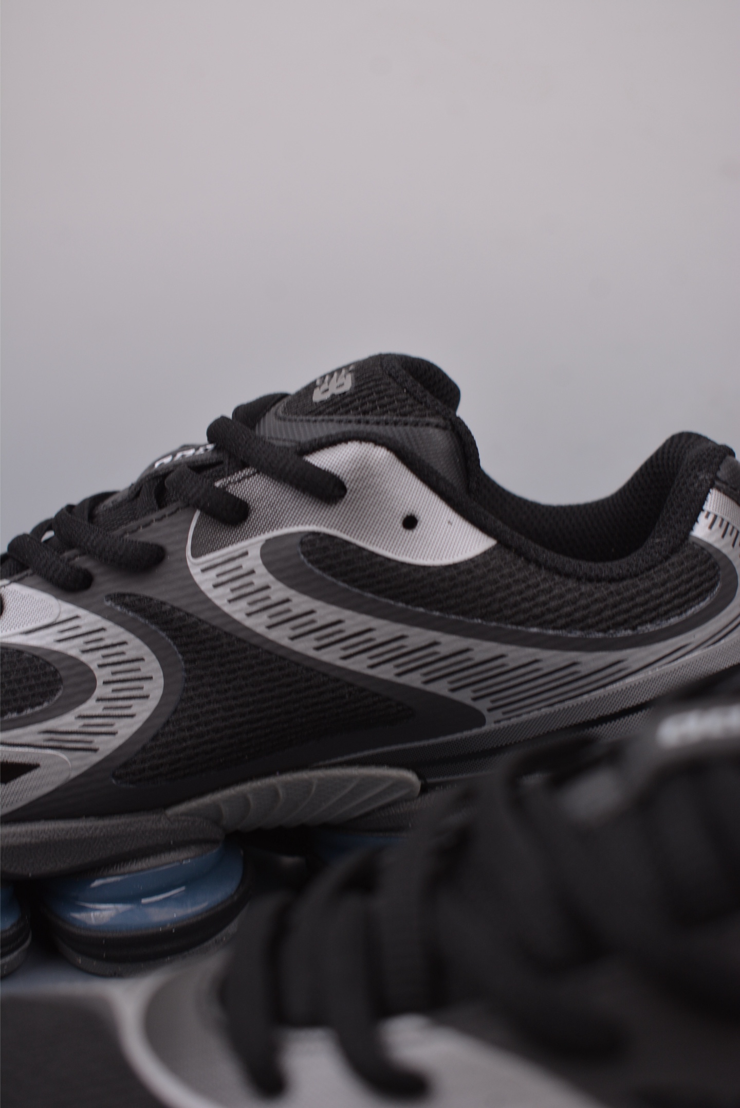 New Balance M2000 Series Fashionable And Versatile Mesh Casual Shoes 9 i1747220487024 2275 0 7