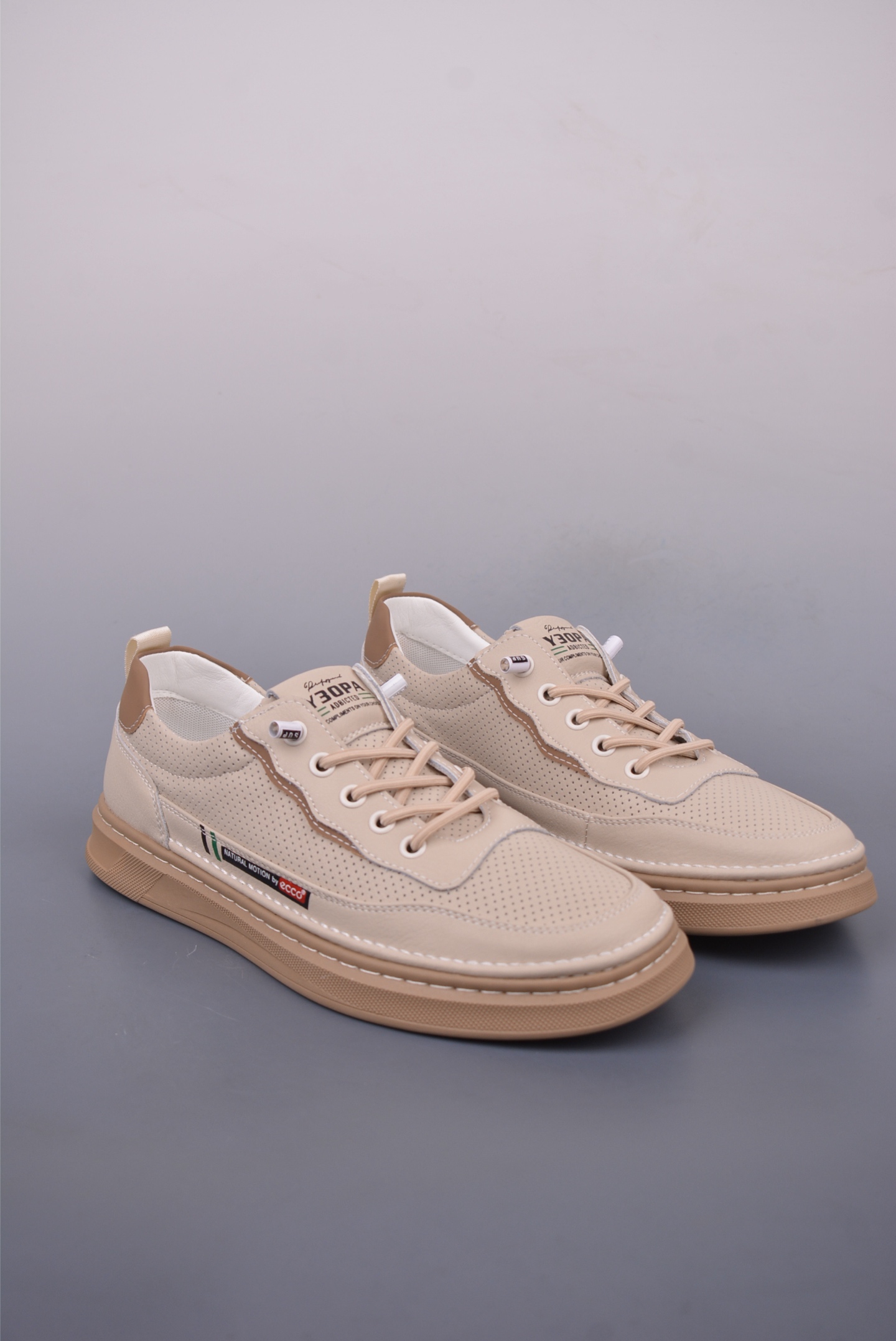 Ecco Men's 2025 Lightweight Leather Sneakers, Stylish Comfort and Durability 1 i1747221186372 1855 0 0