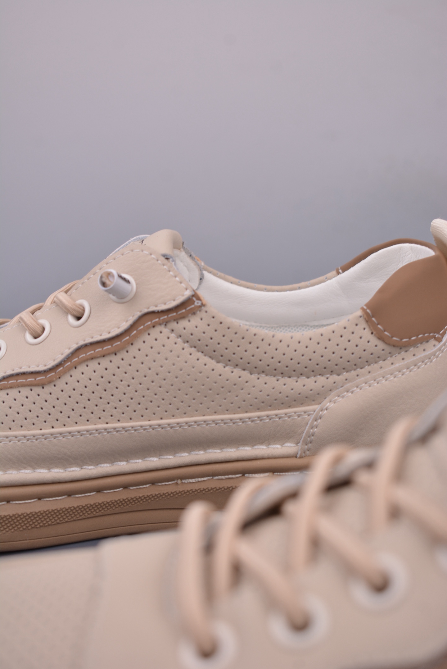 Ecco Men's 2025 Lightweight Leather Sneakers, Stylish Comfort and Durability 8 i1747221186389 808 0 7