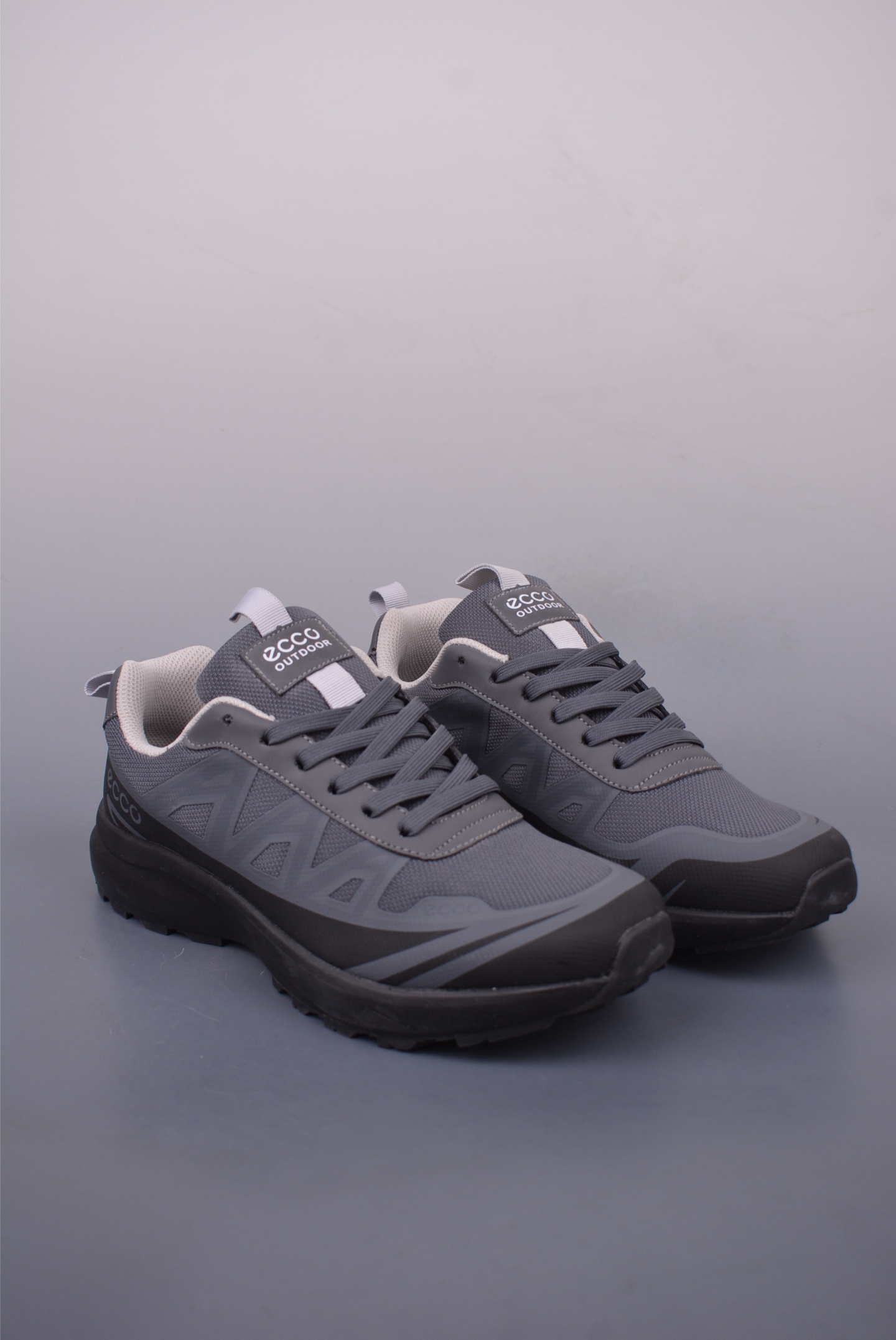 ECCO Men's Gray Outdoor Lightweight Sneakers - Comfortable & Durable Shoes 1 i1747221235927 4458 0 0