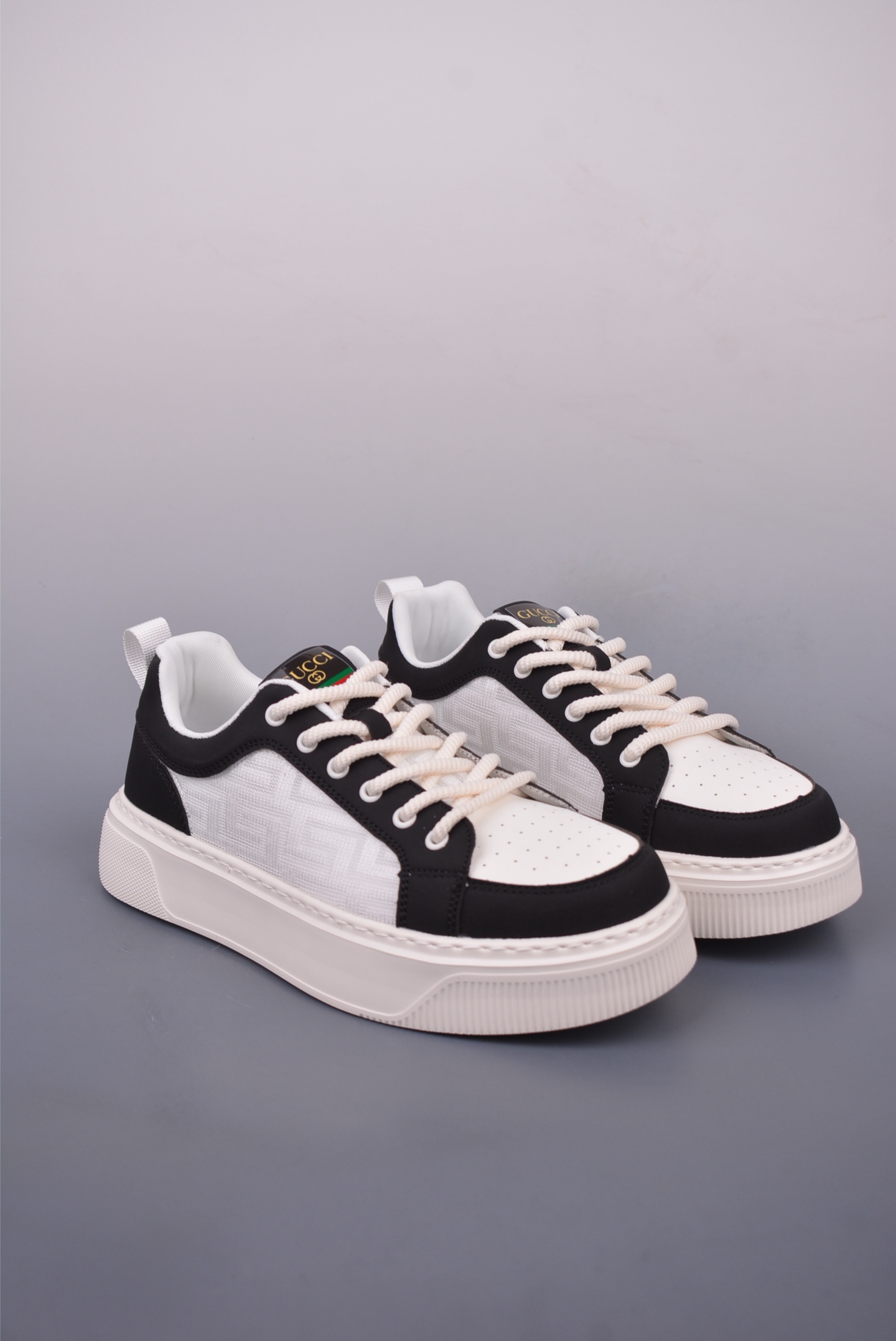 Gucci Men's Geometric Pattern Sneakers - Premium Leather, Breathable Comfort